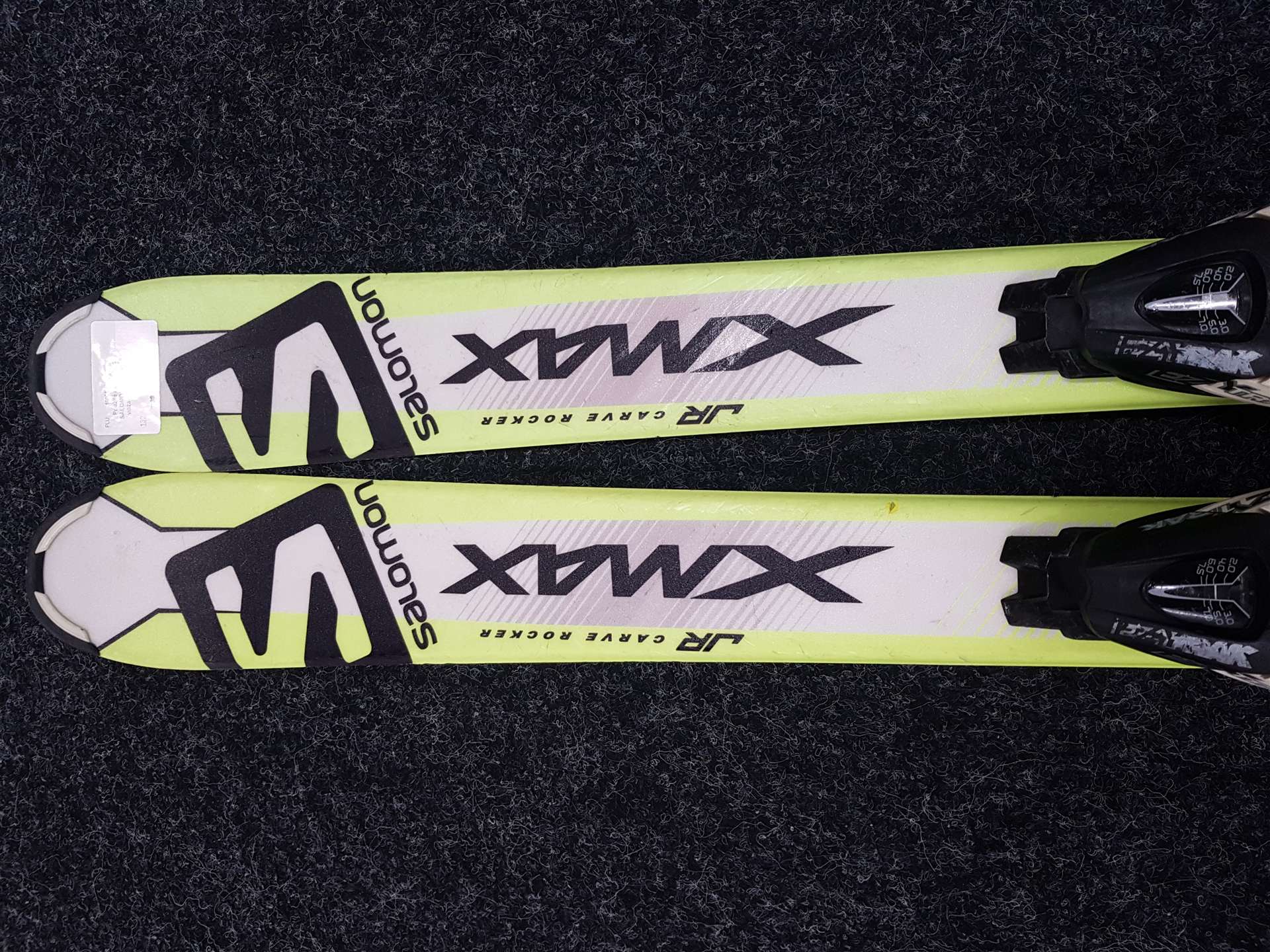 Použité detské lyže SALOMON XMAX JR + viazanie  Ezytrak 7.5