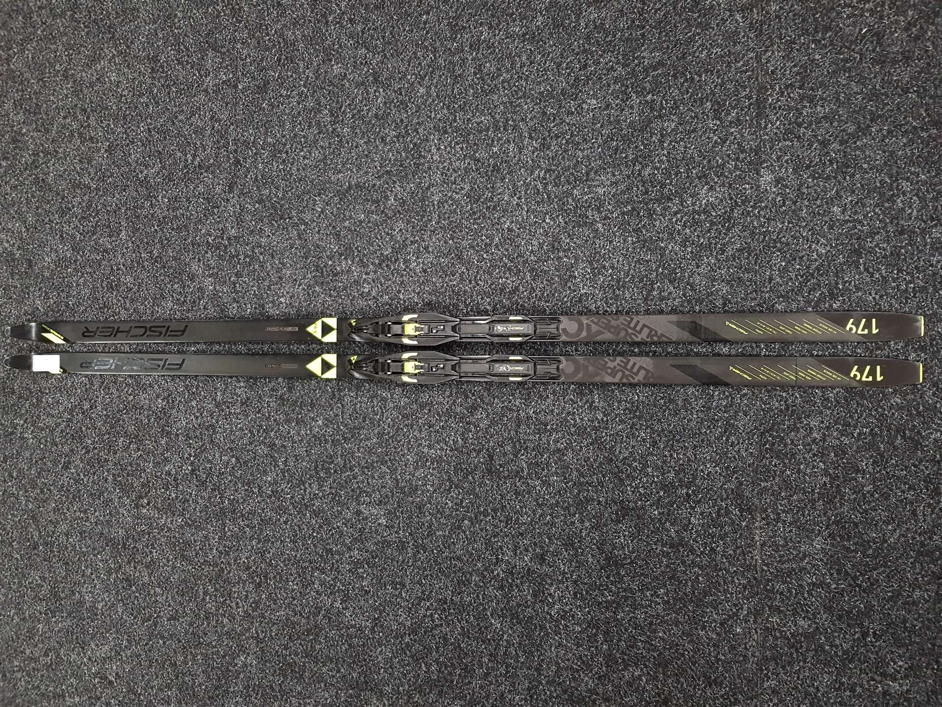 Použité bežecké lyže FISCHER XC Superlite Crown + viazanie NNN Fischer Control