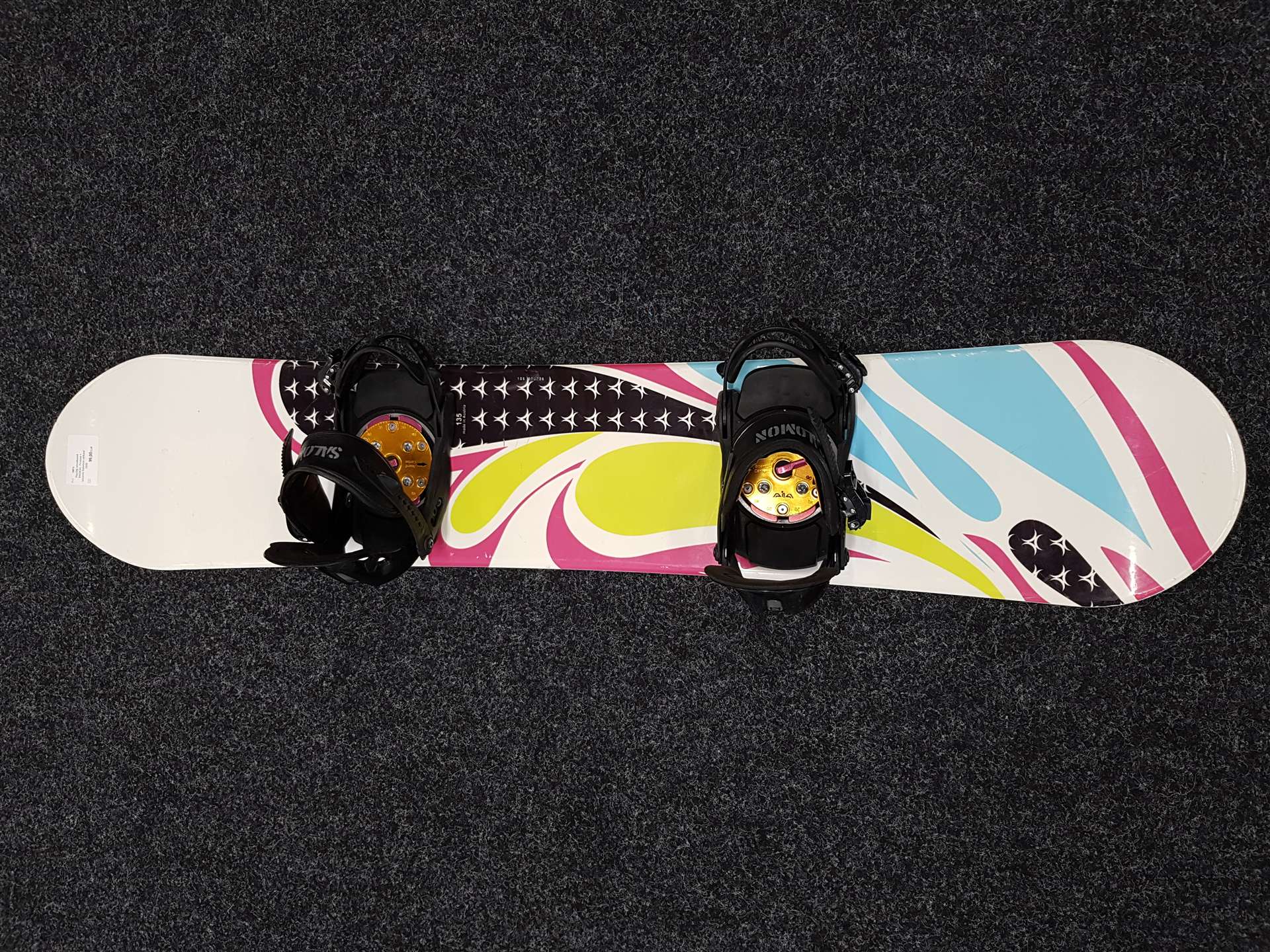 Použitý snowboard RADICAL Picasso + viazanie Salomon veľkosť XS/S