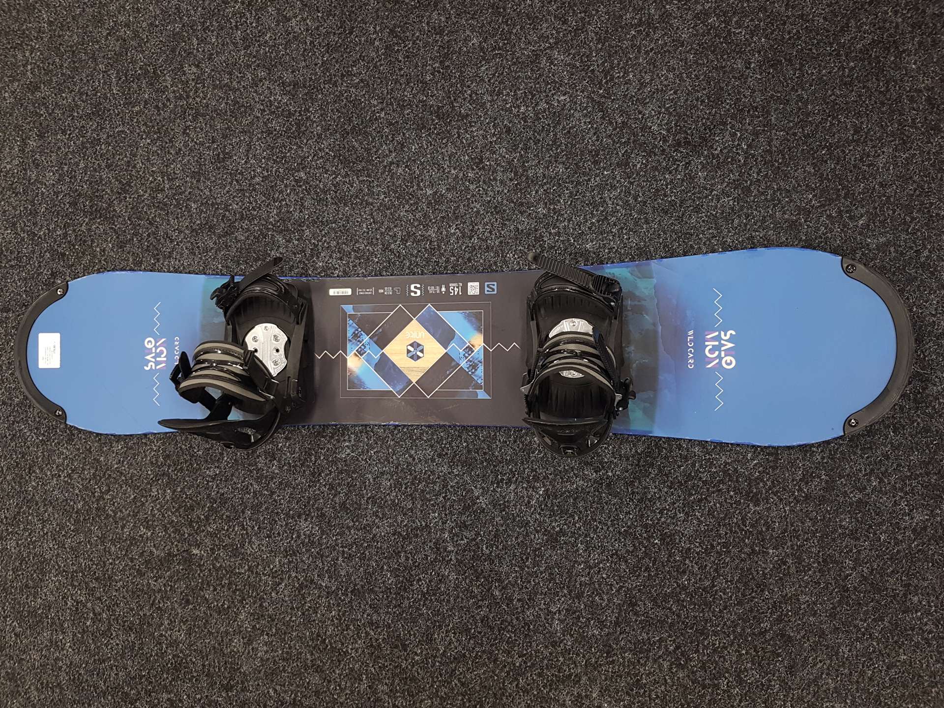Použitý snowboard SALOMON WLD CARD + viazanie Intercharger veľkosť M