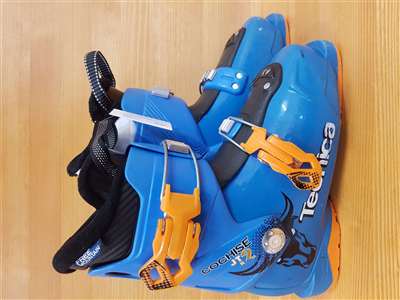 Použité lyžiarky TECNICA Cochise JT 2