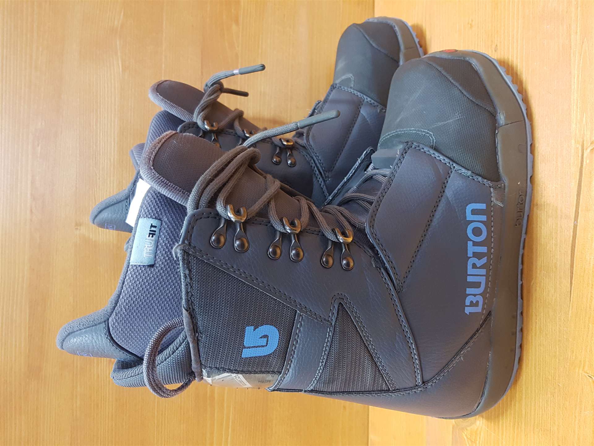 Použité snowboardové topánky BURTON Progression