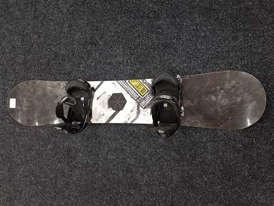 Použitý snowboard BURTON Bullet + viazanie Burton veľkosť L