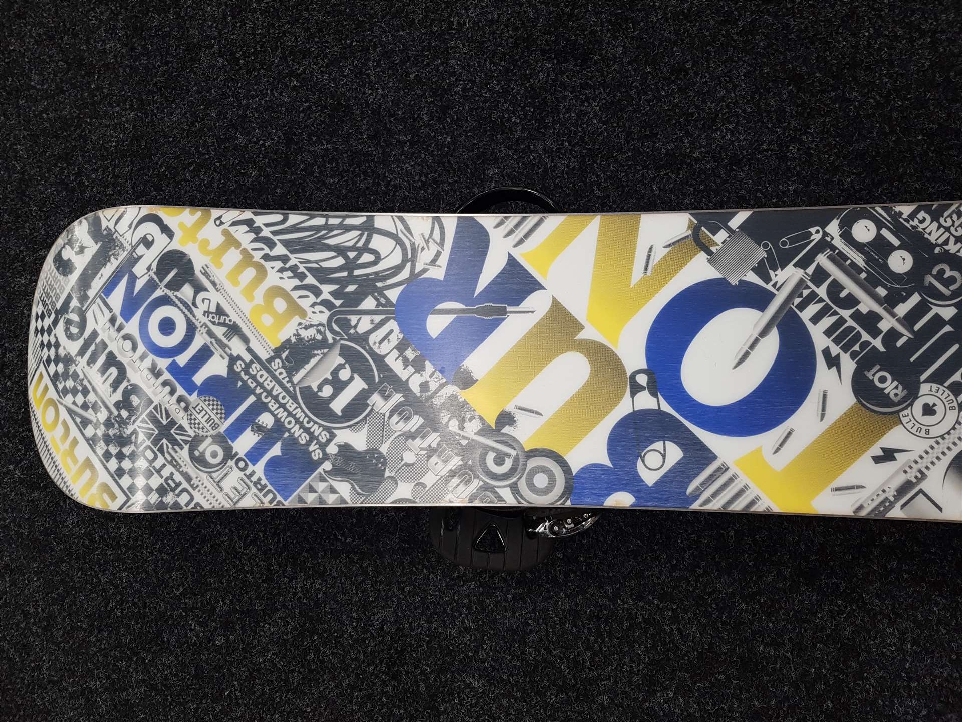 Použitý snowboard BURTON Bullet + viazanie Burton veľkosť L