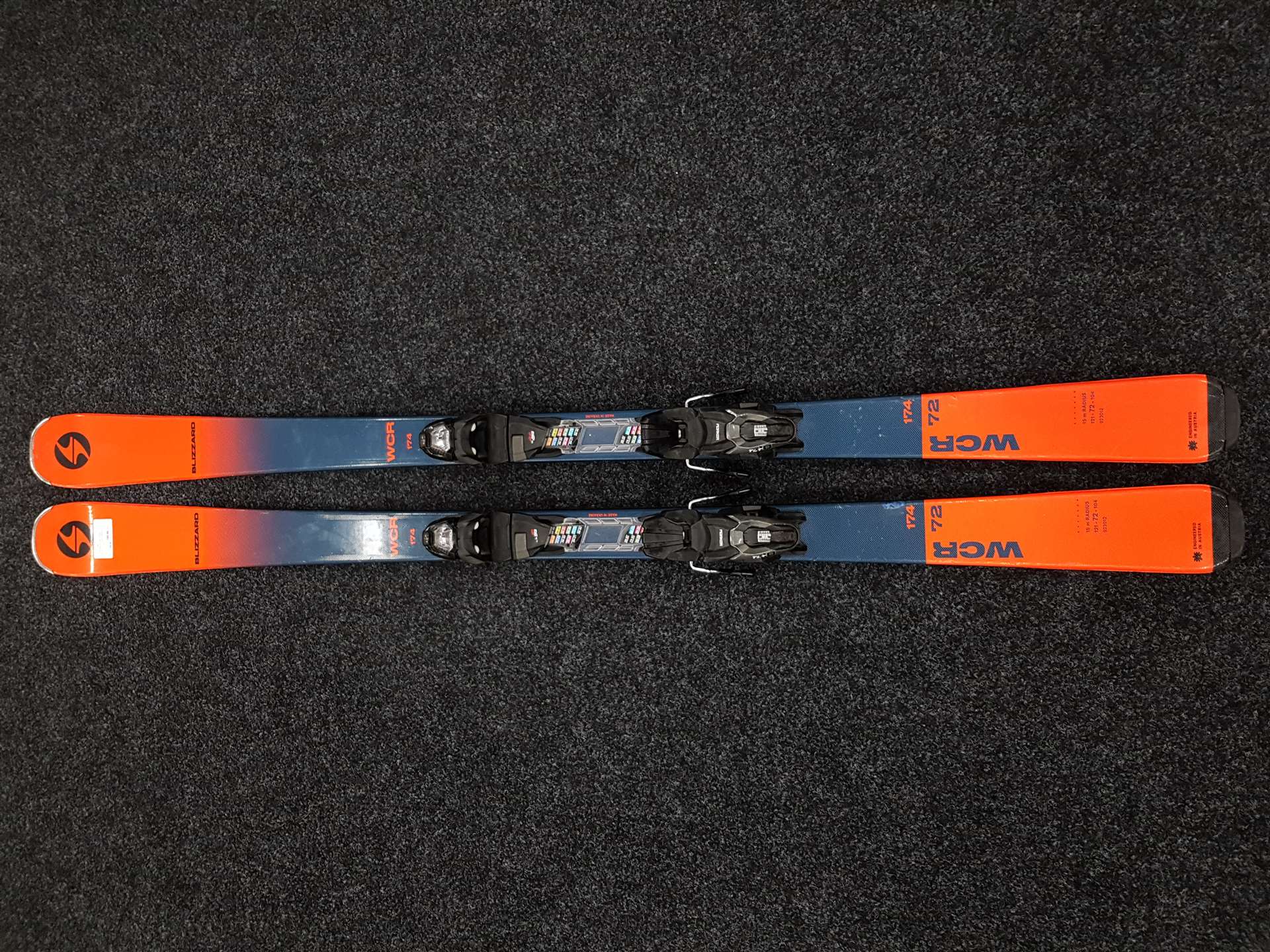 Použité lyže BLIZZARD WCR 72 +  viazanie Marker 10 TLT