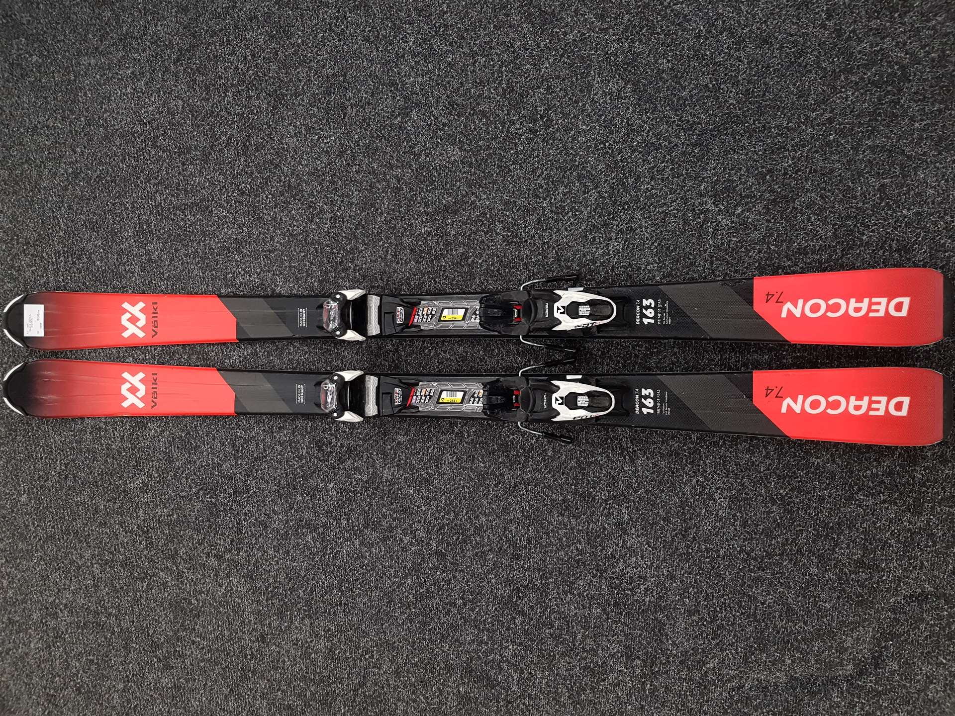Použité lyže VOLKL DEACON 7.4