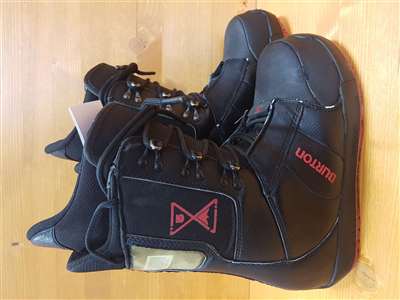 Použité snowboardové topánky BURTON Progression