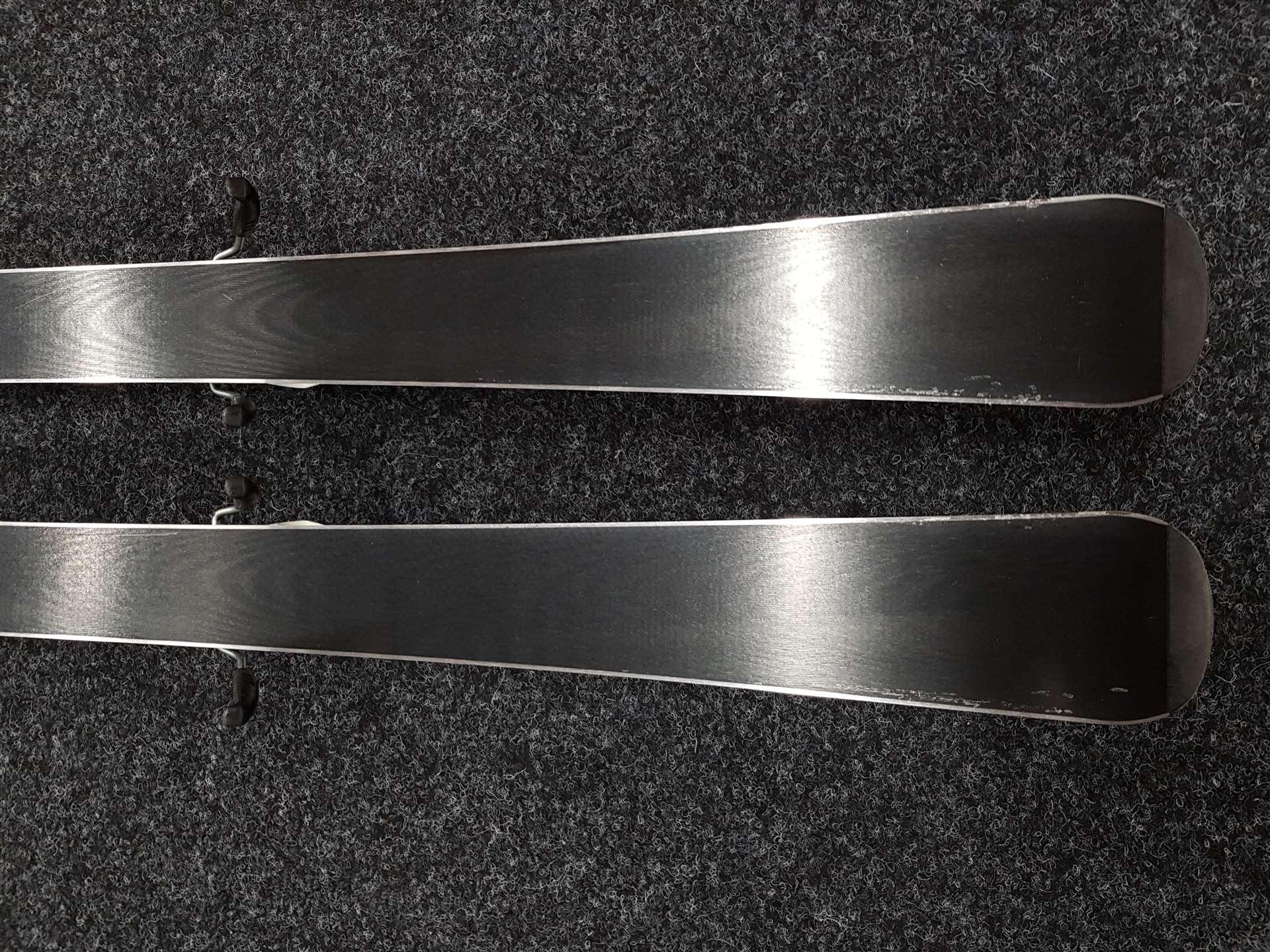 Použité lyže McKinley Sweety + viazanie Tyrolia SX 7.5