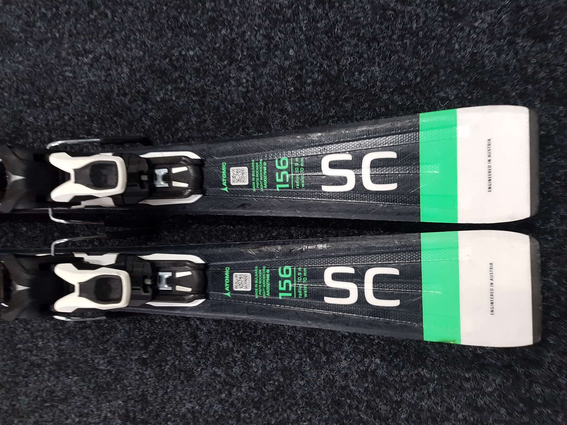 Použité lyže ATOMIC Redster SC + viazanie Atomic 10.0