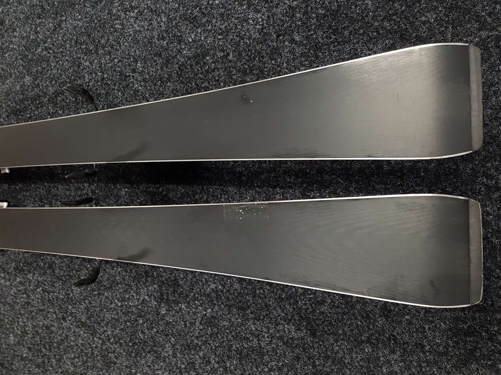 Použité lyže ATOMIC Redster SC + viazanie Atomic 10.0