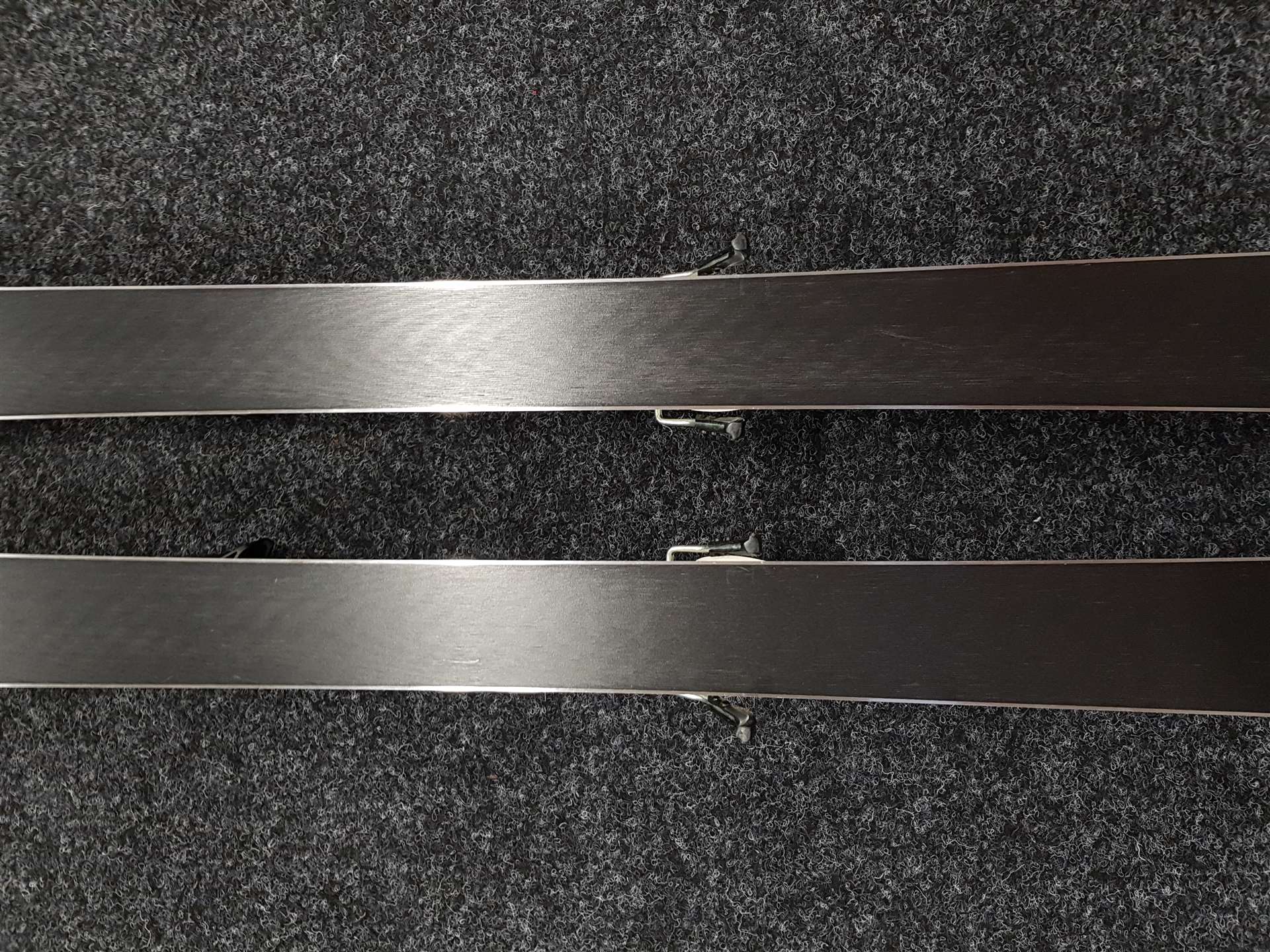 Použité lyže VOLKL Racetiger SL 16 + viazanie Marker 7.0