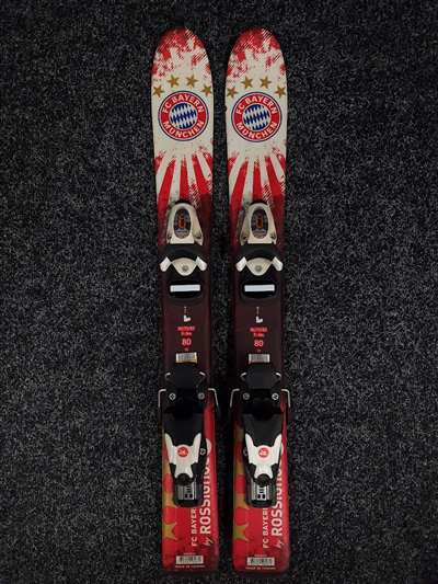 Použité lyže  Rossignol FC Bayern Munchen