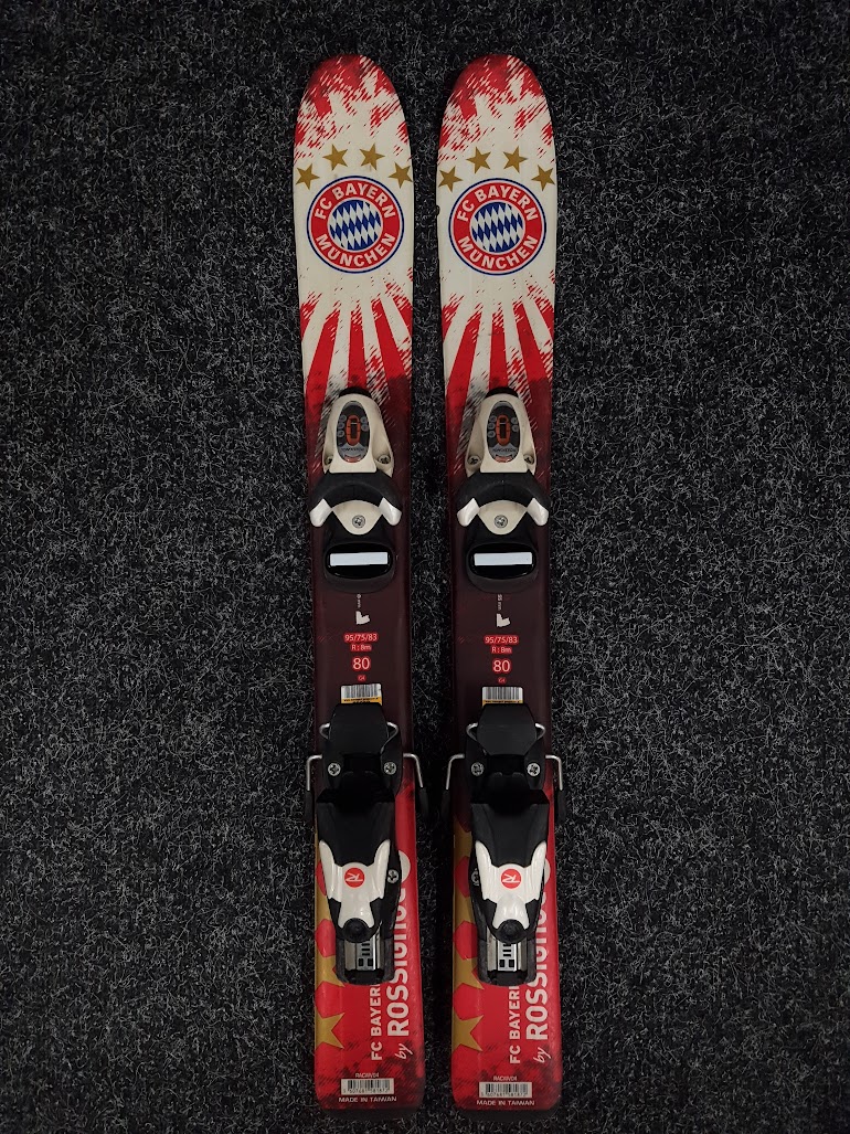 Použité lyže  Rossignol FC Bayern Munchen