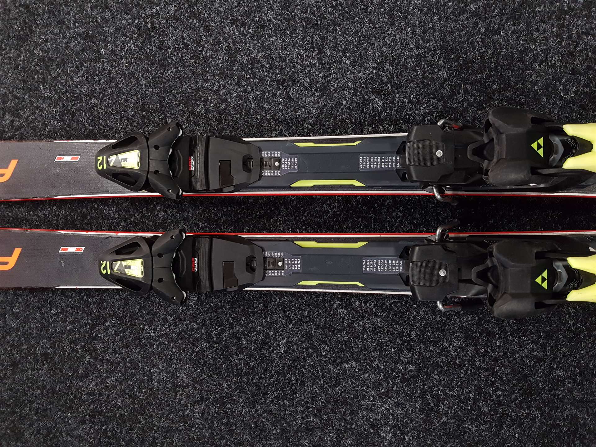 Použité lyže FISCHER The Curv DTX  + viazanie Fischer Z12