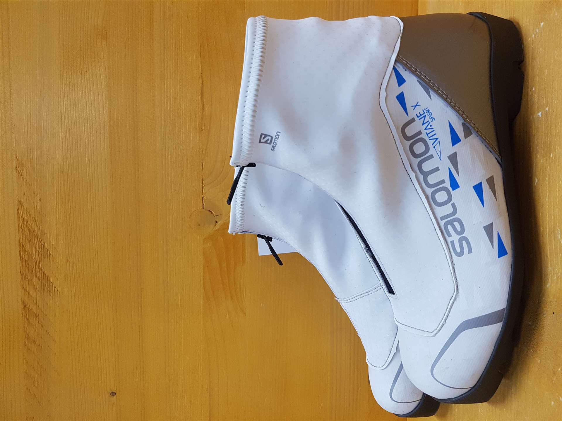 Použitá bežecká obuv Salomon Vitane X Sport - NNN viazanie