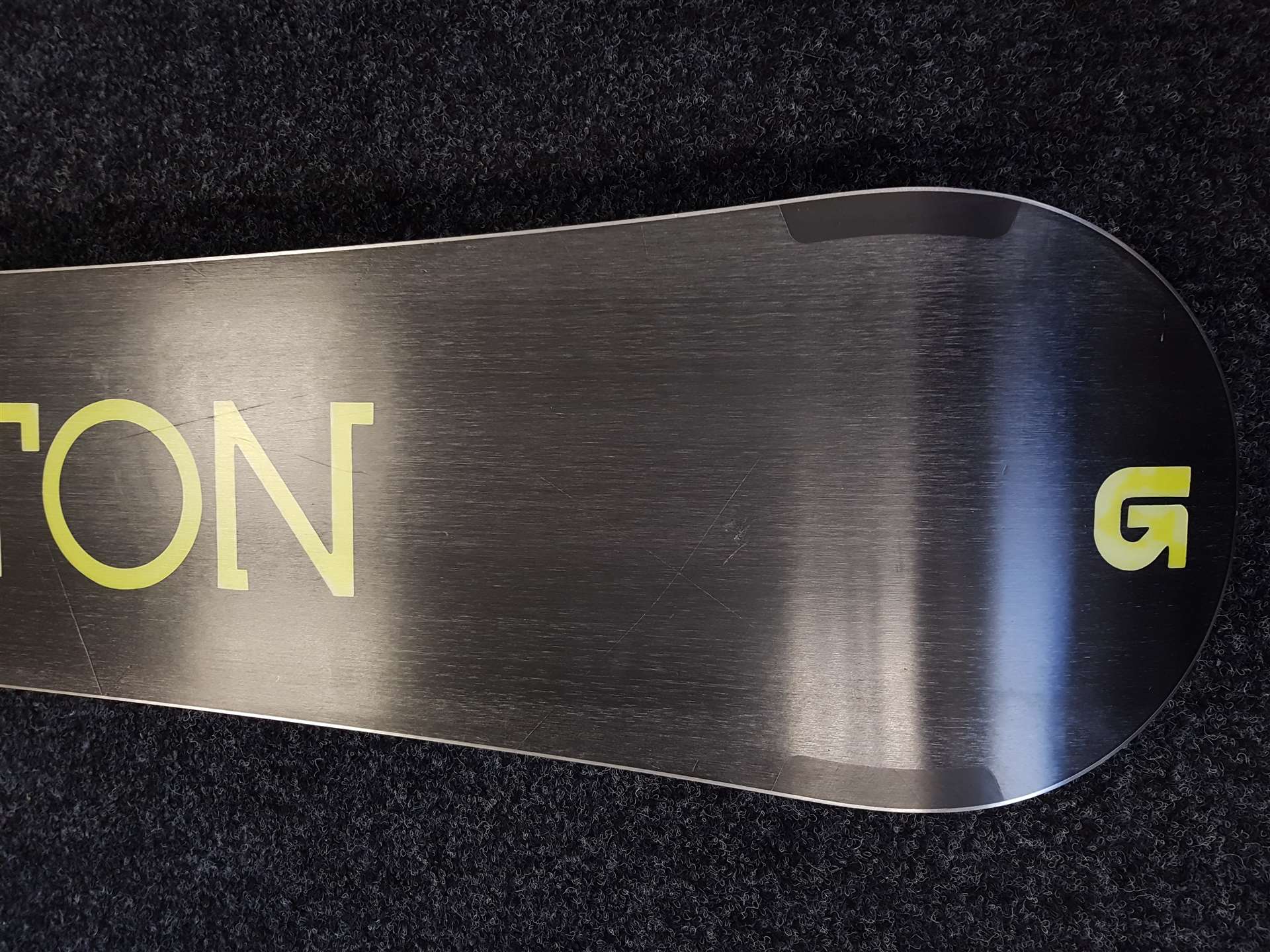 Použitý snowboard BURTON LTR + viazanie Head veľkosť XS/S