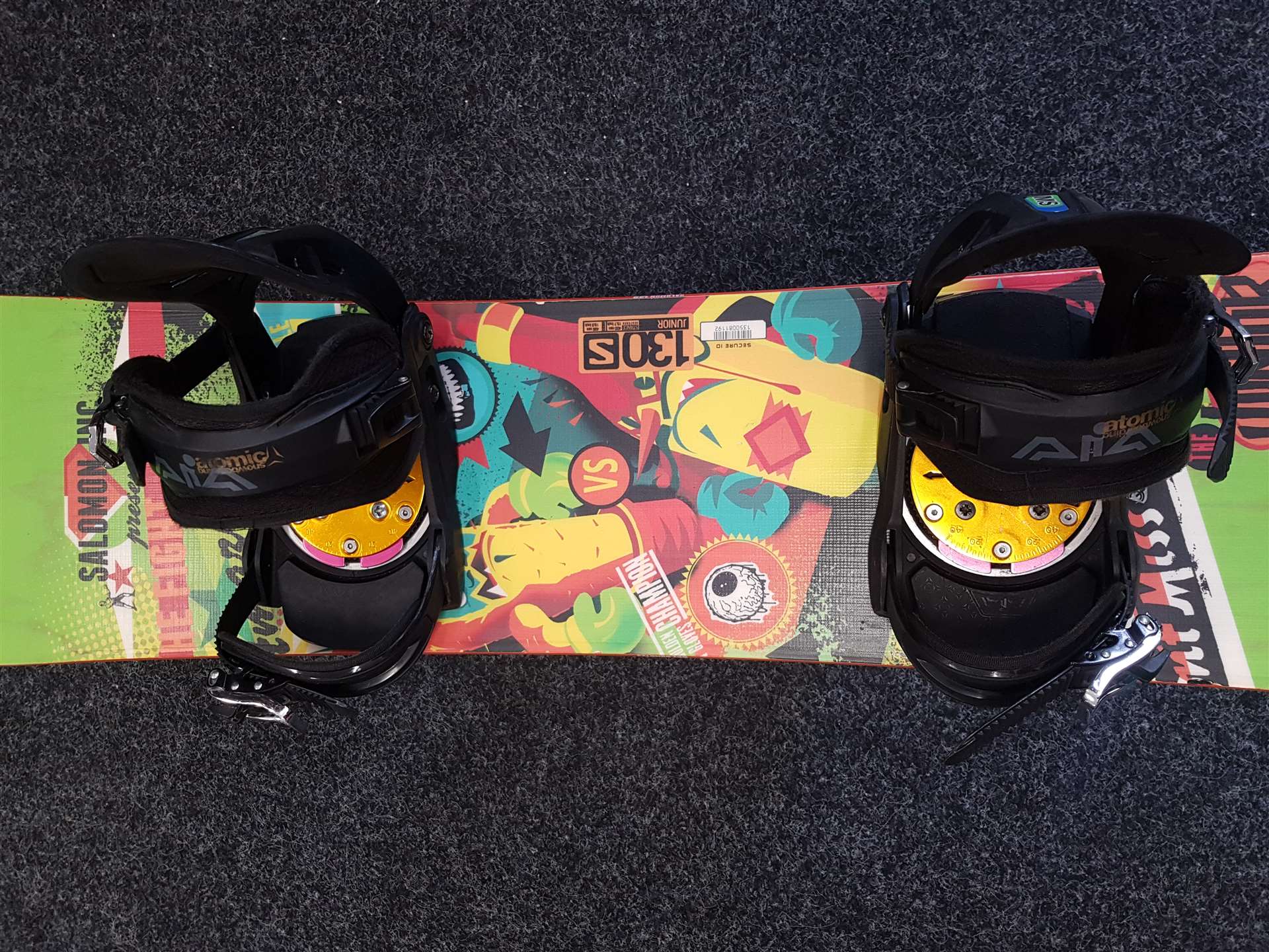 Gebrauchtes Salomon Junior Snowboard + Atomic Bindungen Größe S