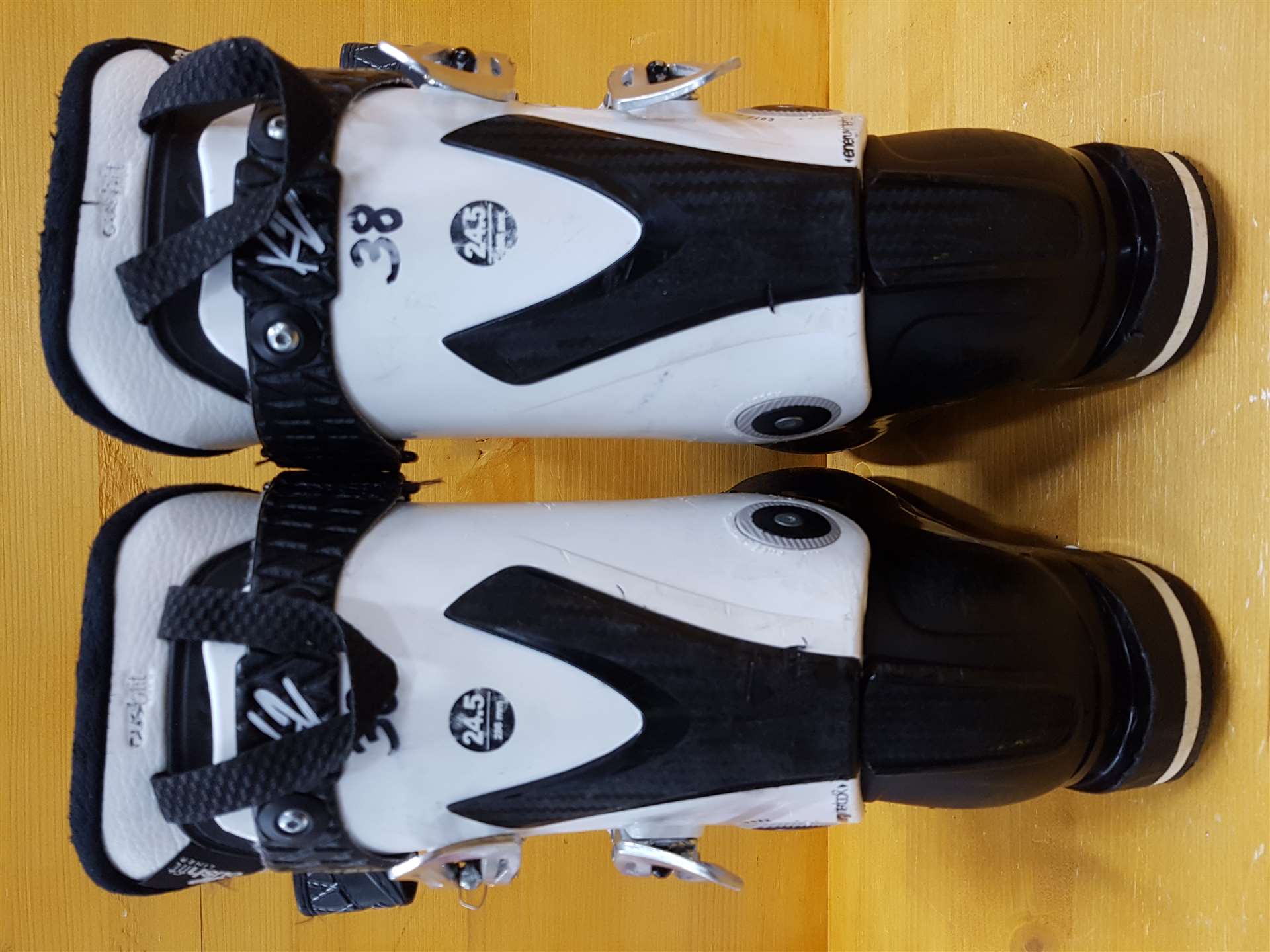 Použité lyžiarky K2 BFC RX E3