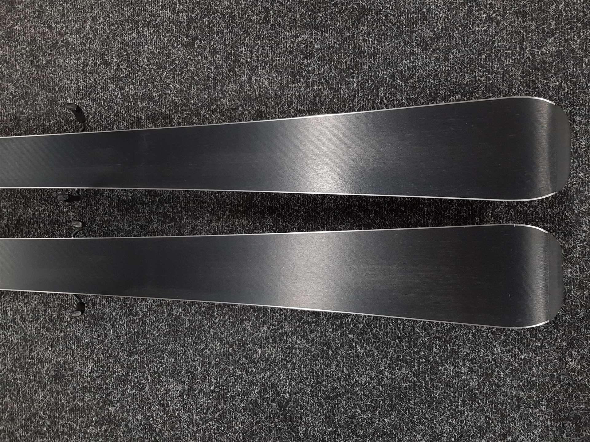 Použité lyže Rossignol Hero Elite SL Limited