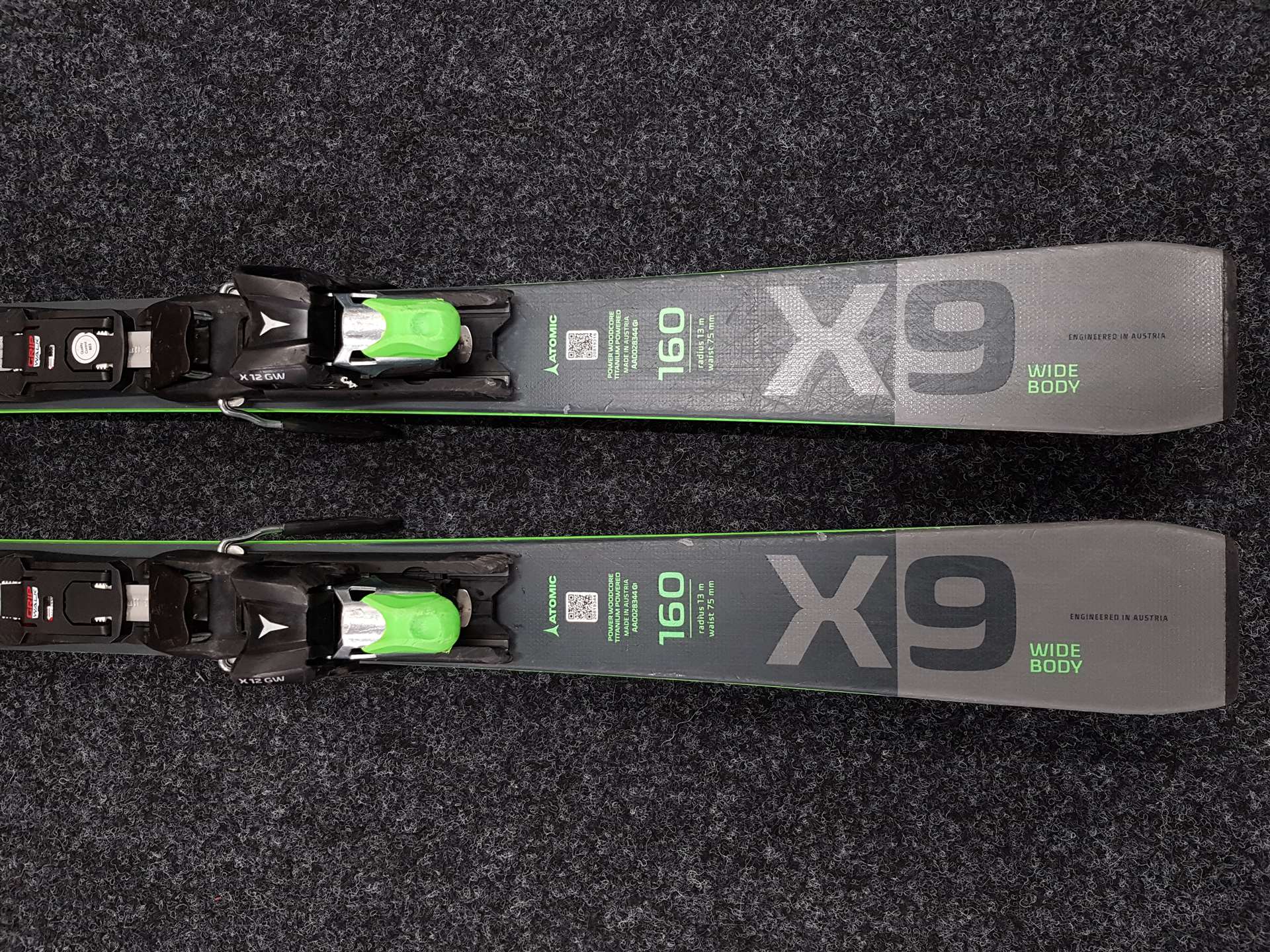 Použité lyže ATOMIC Redster X9 WB Ti + viazanie Atomic X 12 GW