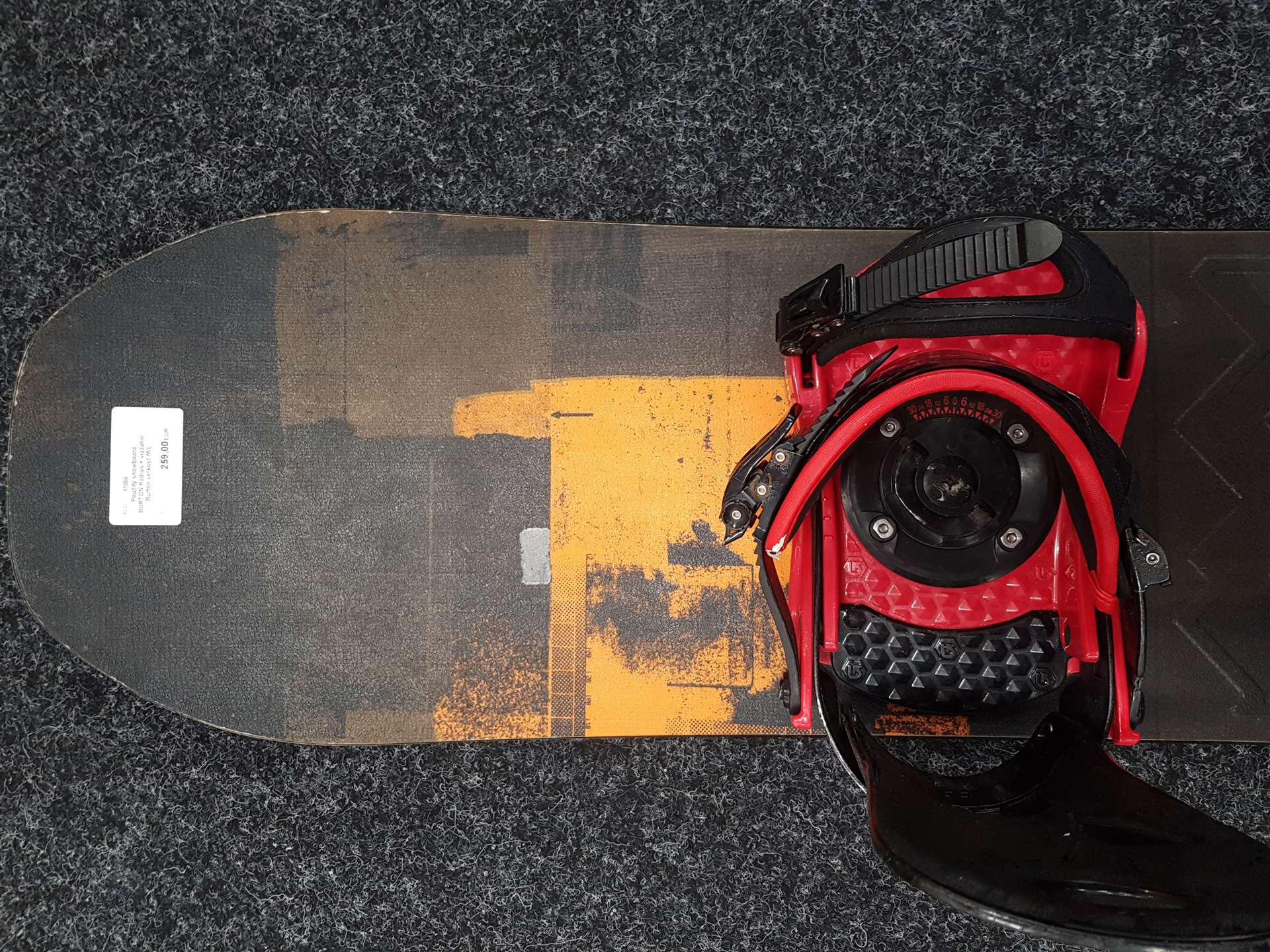 Použitý snowboard BURTON Radius + viazanie Burton veľkosť M