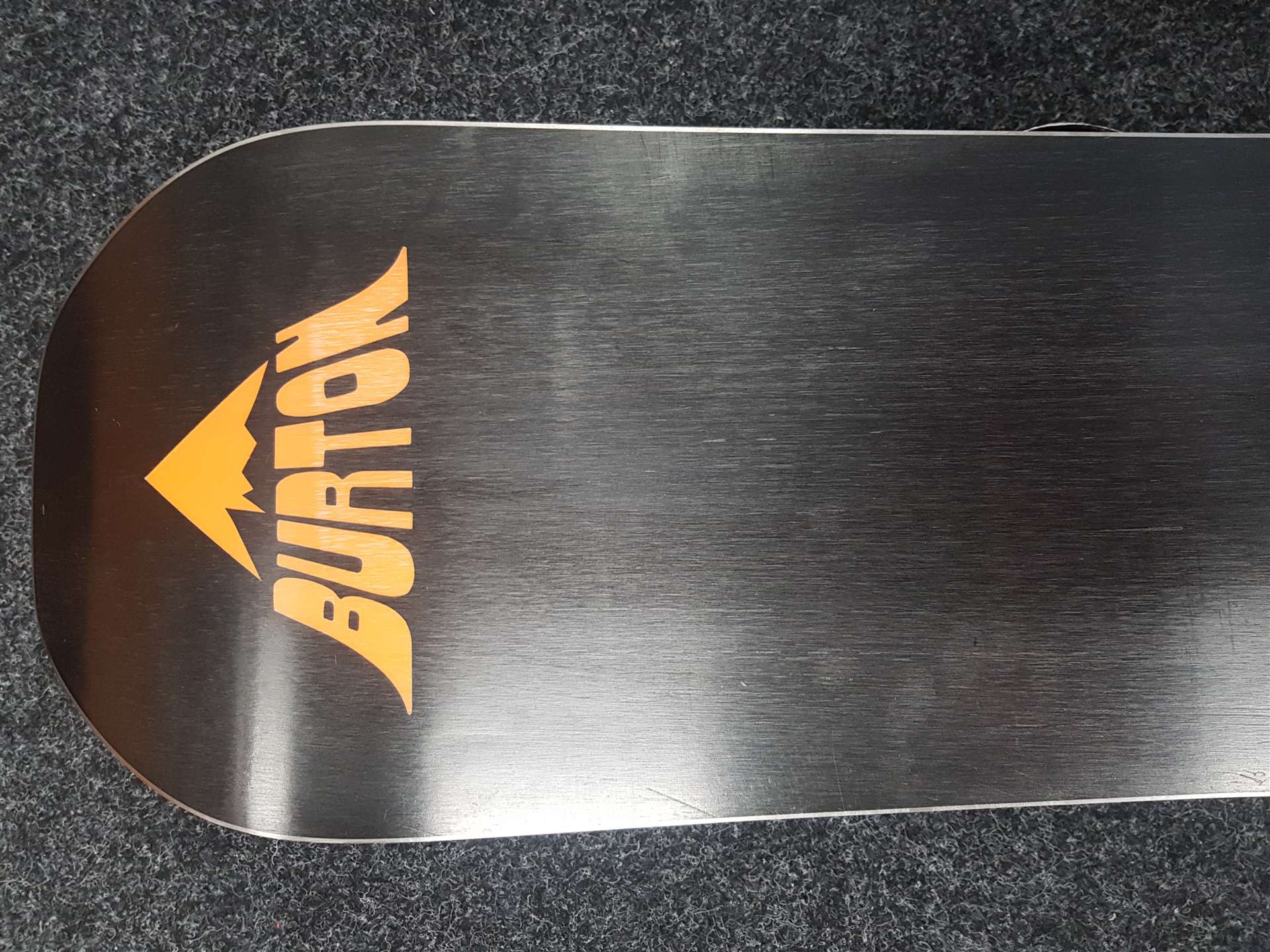 Použitý snowboard BURTON Radius + viazanie Burton veľkosť M