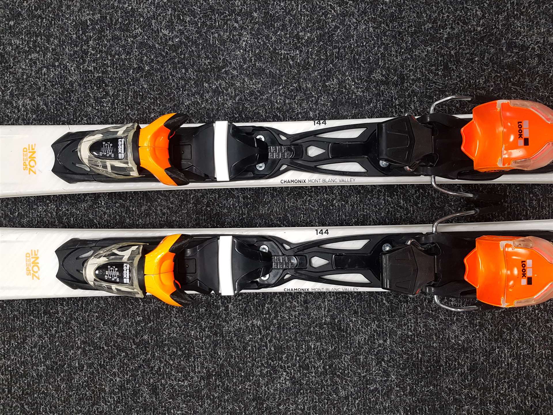 Použité lyže  Dynastar Speed Zone