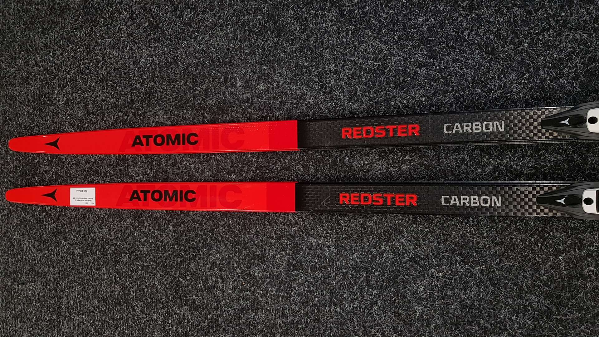 Bazárové bežecké lyže Atomic Redster Carbon S9 + NNN viazanie Atomic