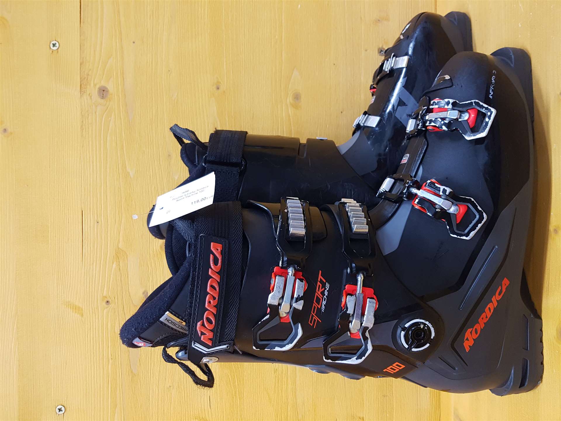 Použité lyžiarky Nordica Sport Machine 100