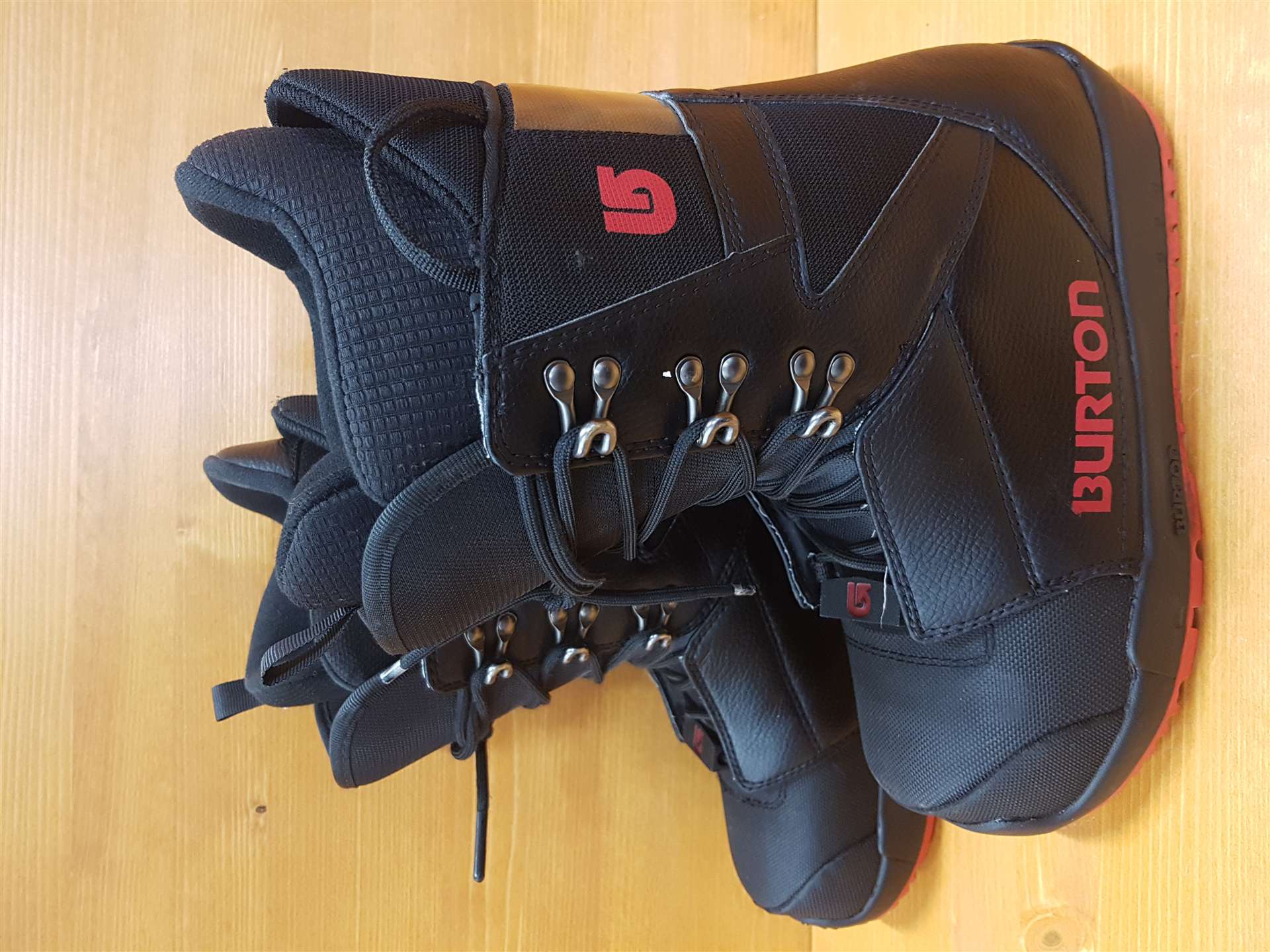 Použité snowboardové topánky BURTON Progression