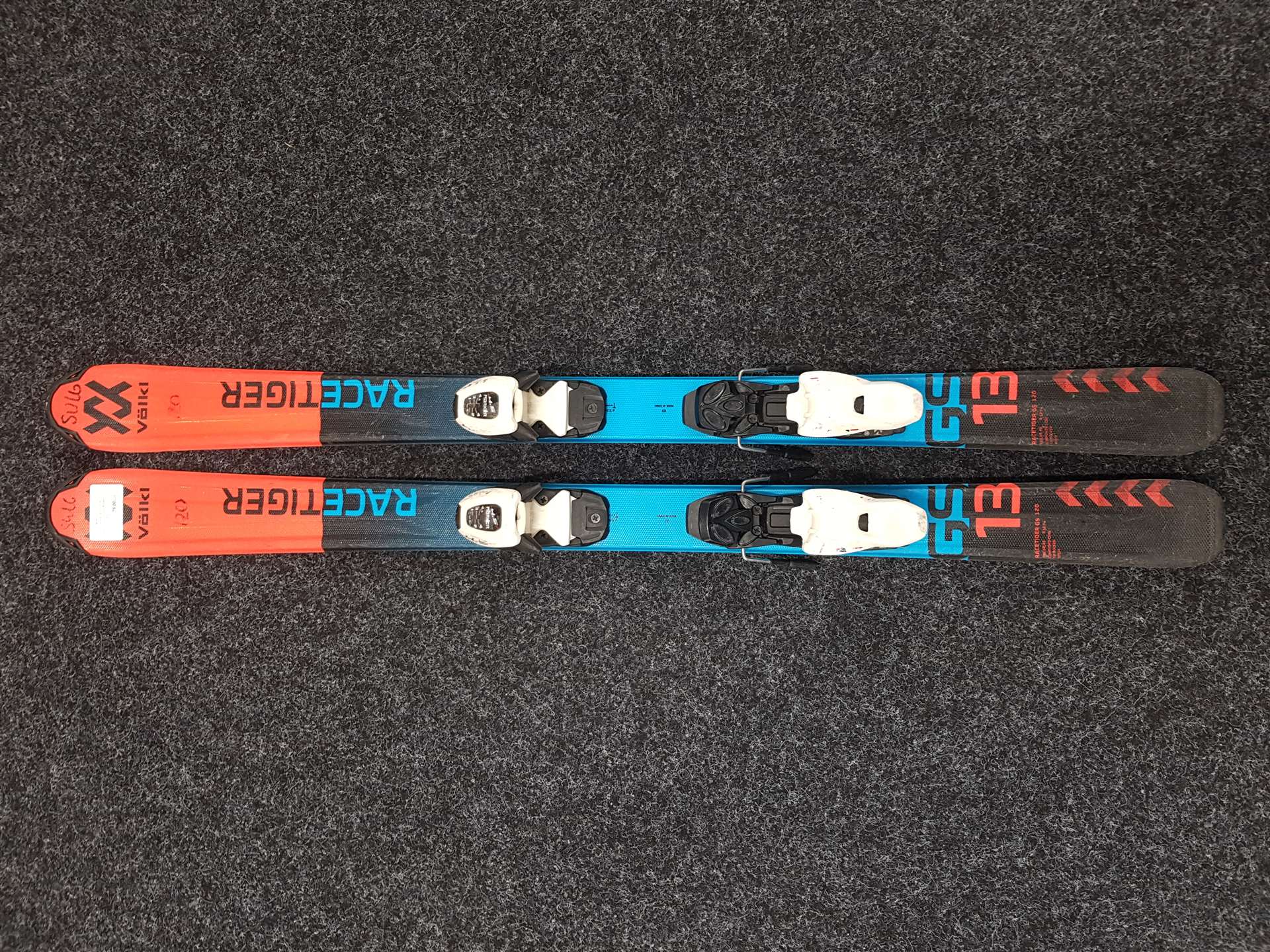 Použité detské lyže VOLKL Racetiger  + viazanie Marker 4.5