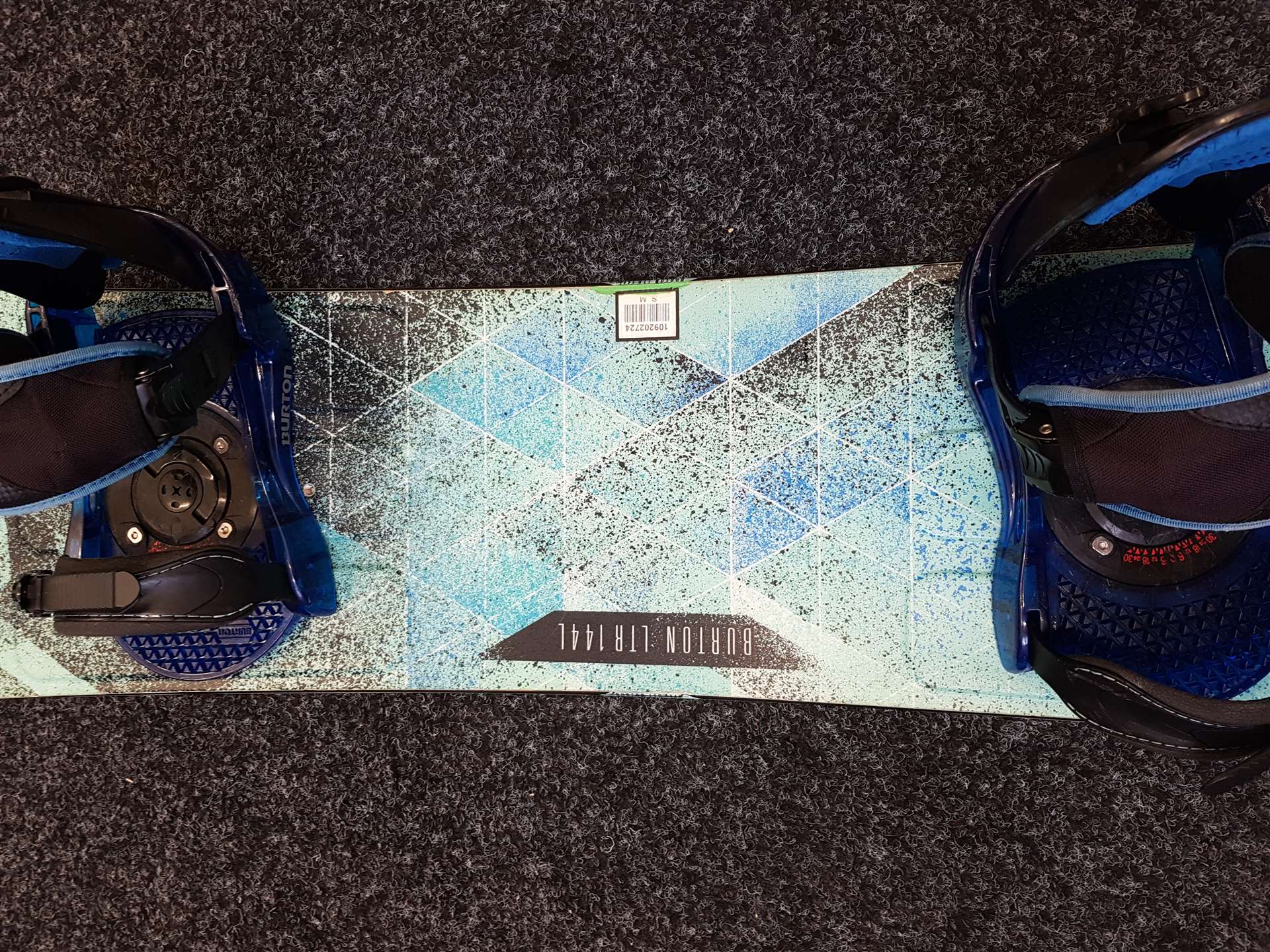 Použitý snowboard BURTON LTR 144 L + viazanie Burton veľkosť S/M
