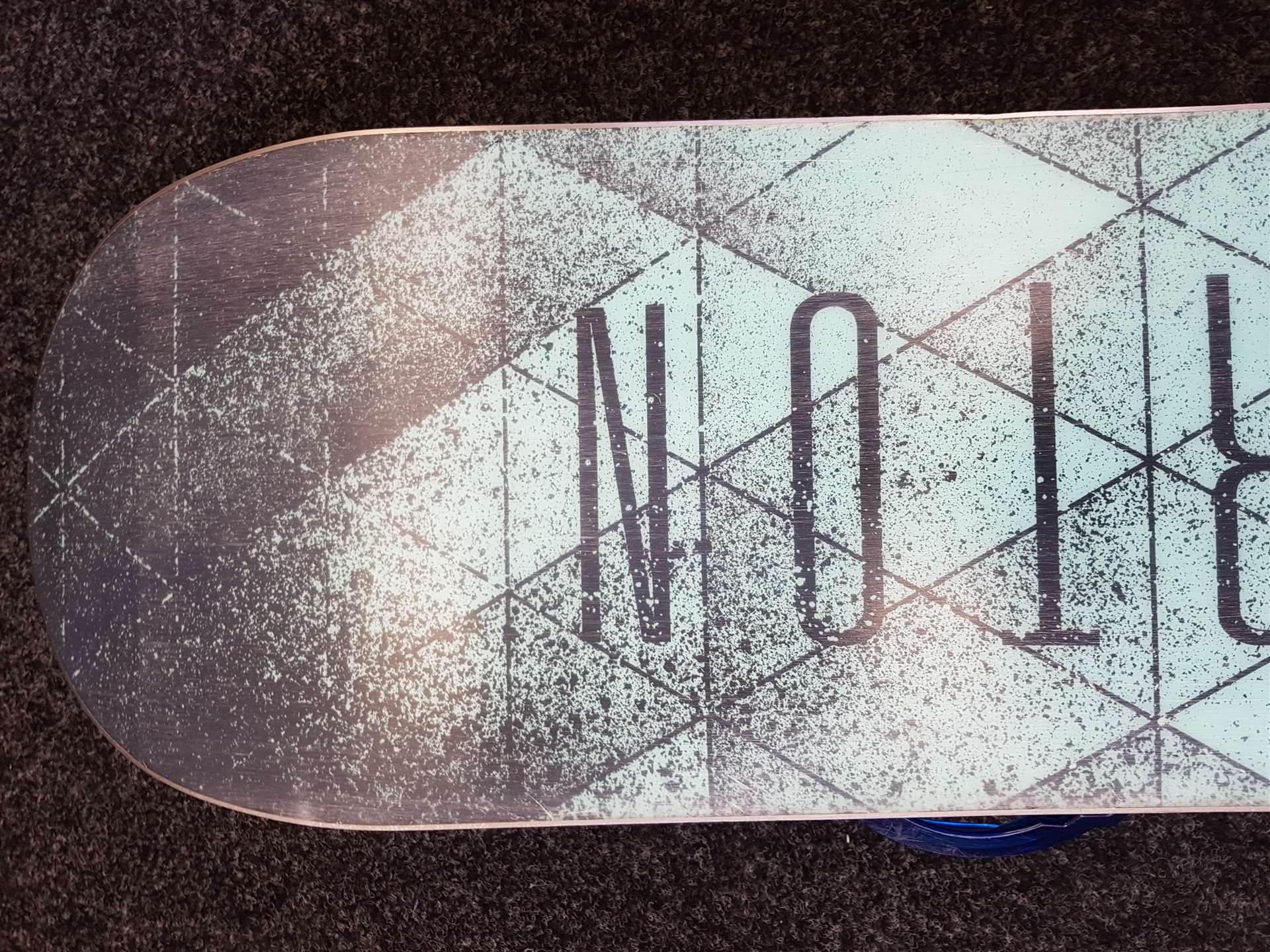 Použitý snowboard BURTON LTR 144 L + viazanie Burton veľkosť S/M