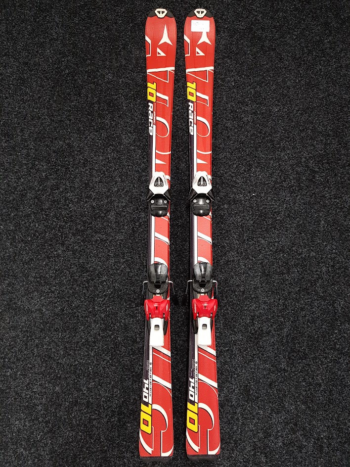 Použité lyže ATOMIC Race 10 + viazanie Atomic 7.5