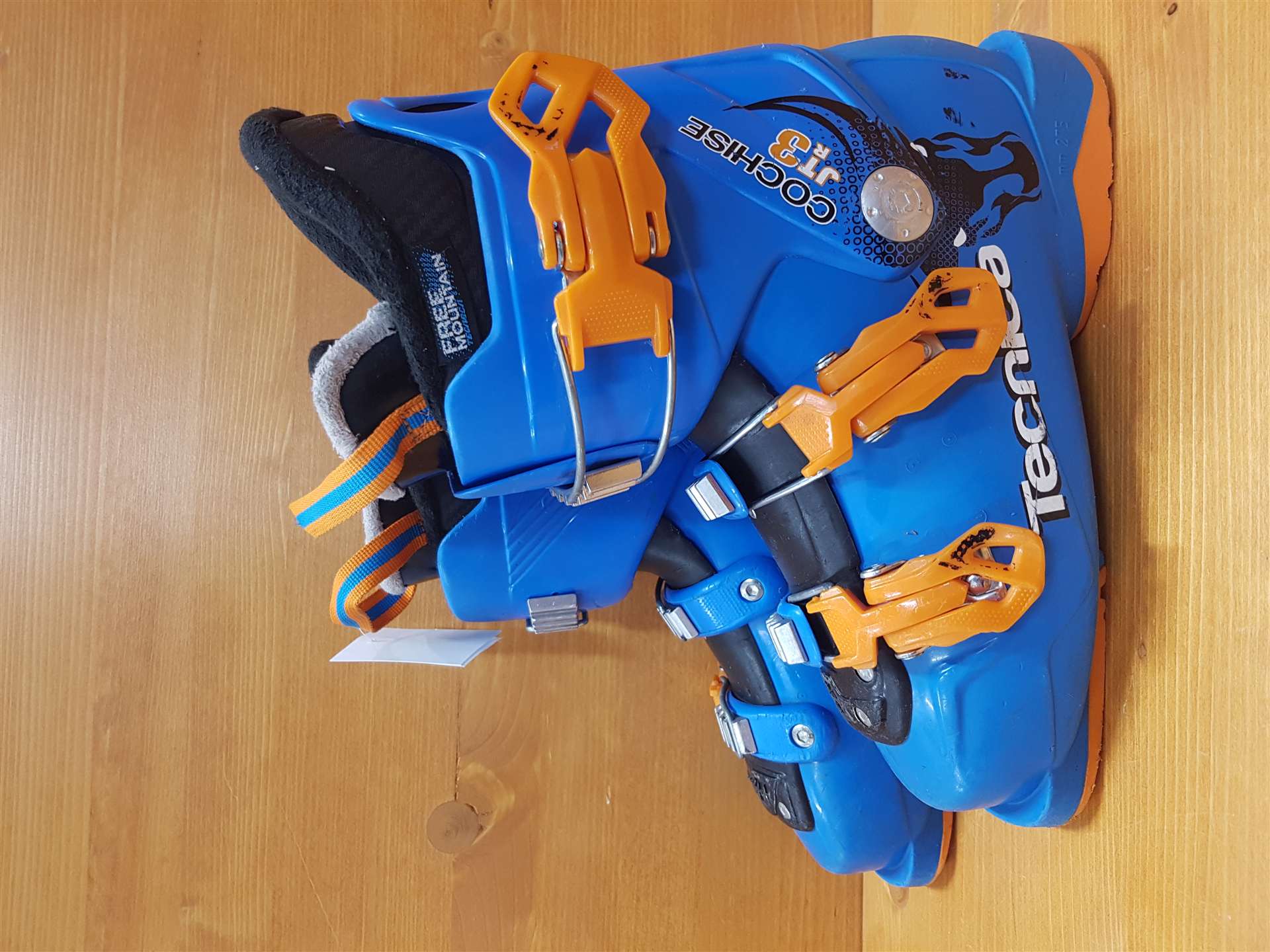 Použité lyžiarky TECNICA Cochise JT3R