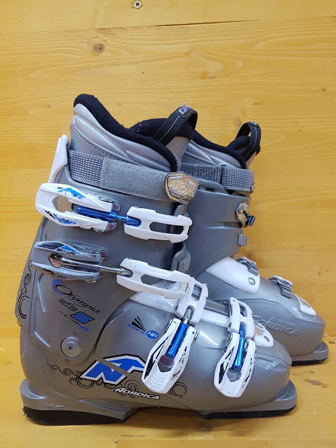 Gebrauchte Nordica Olympia One S 45 Skischuhe