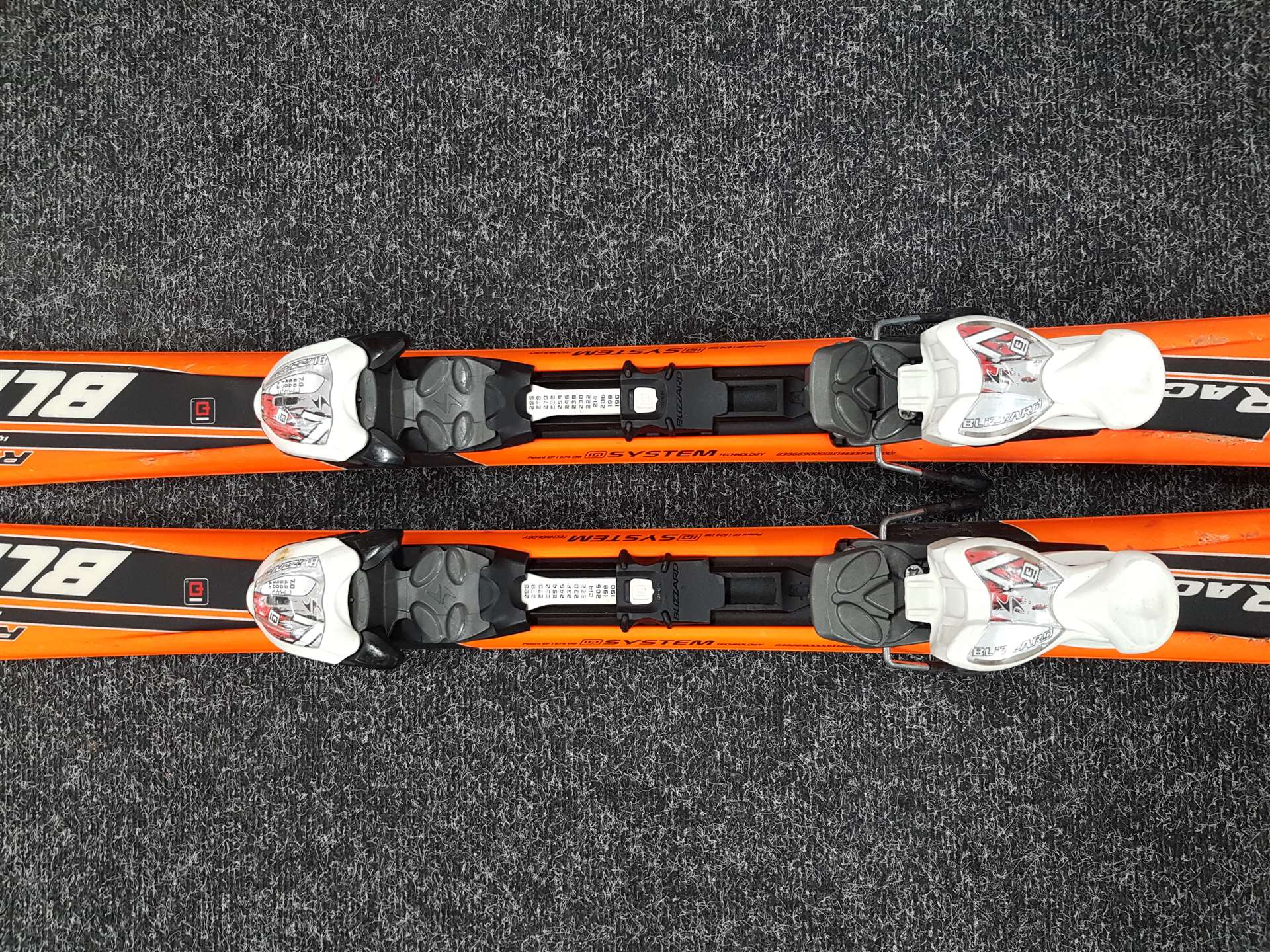 Použité lyže BLIZZARD RACE RC RT