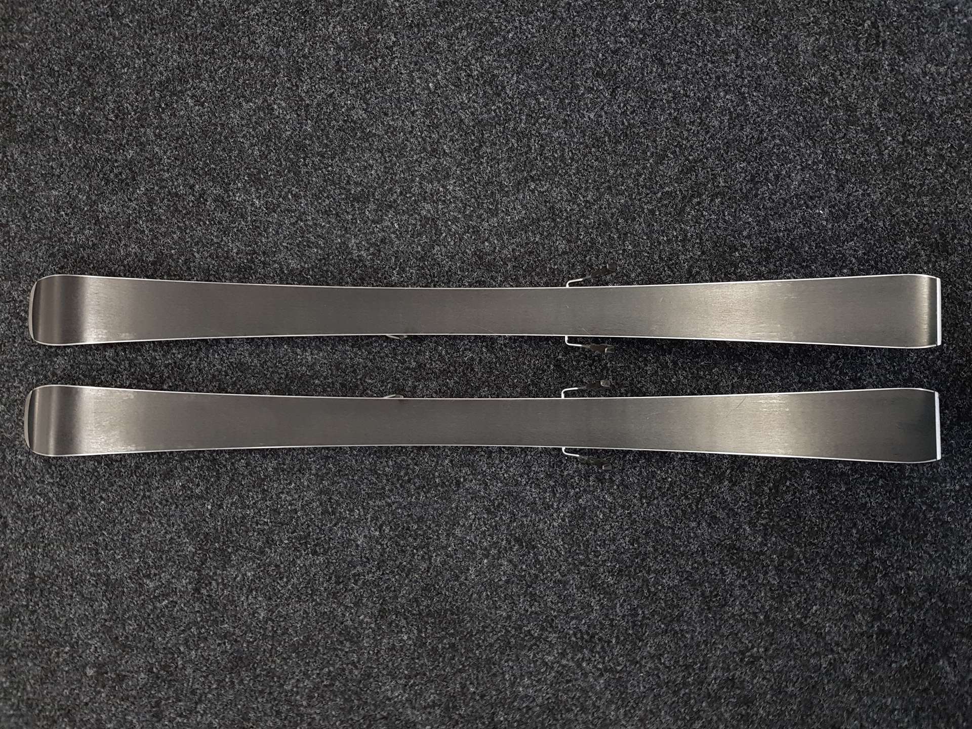 Použité lyže DYNASTAR Team Speed Omeglass  + viazanie Dynastar Team 7.0