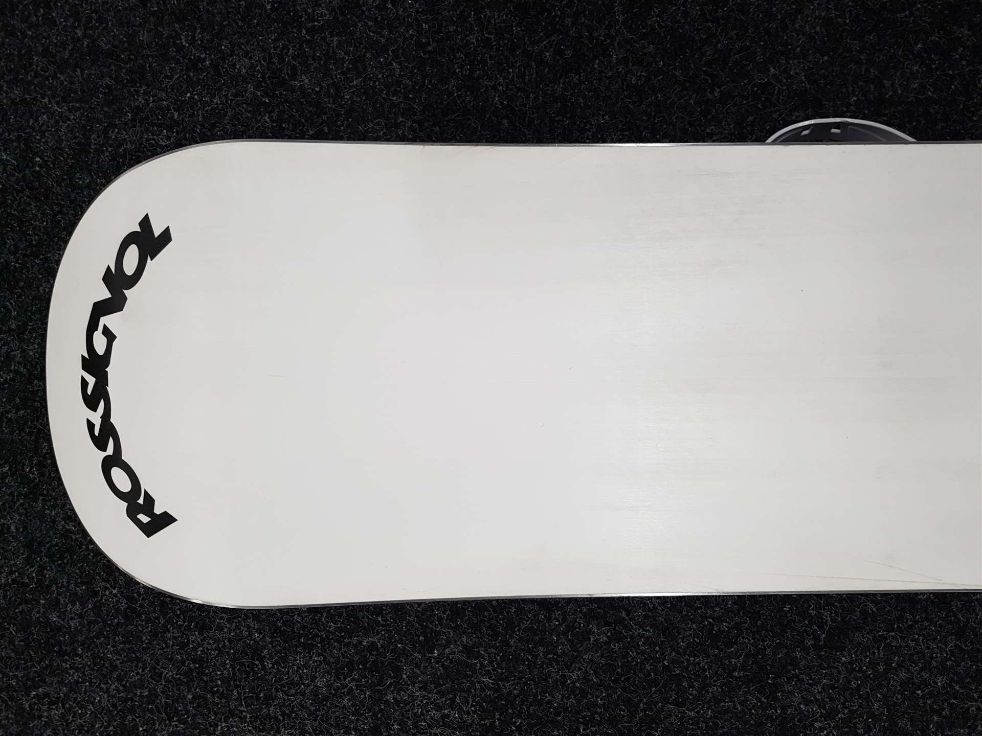 Použitý snowboard ROSSIGNOL Strato Wide + viazanie  Alpen Stern veľkosť M/L