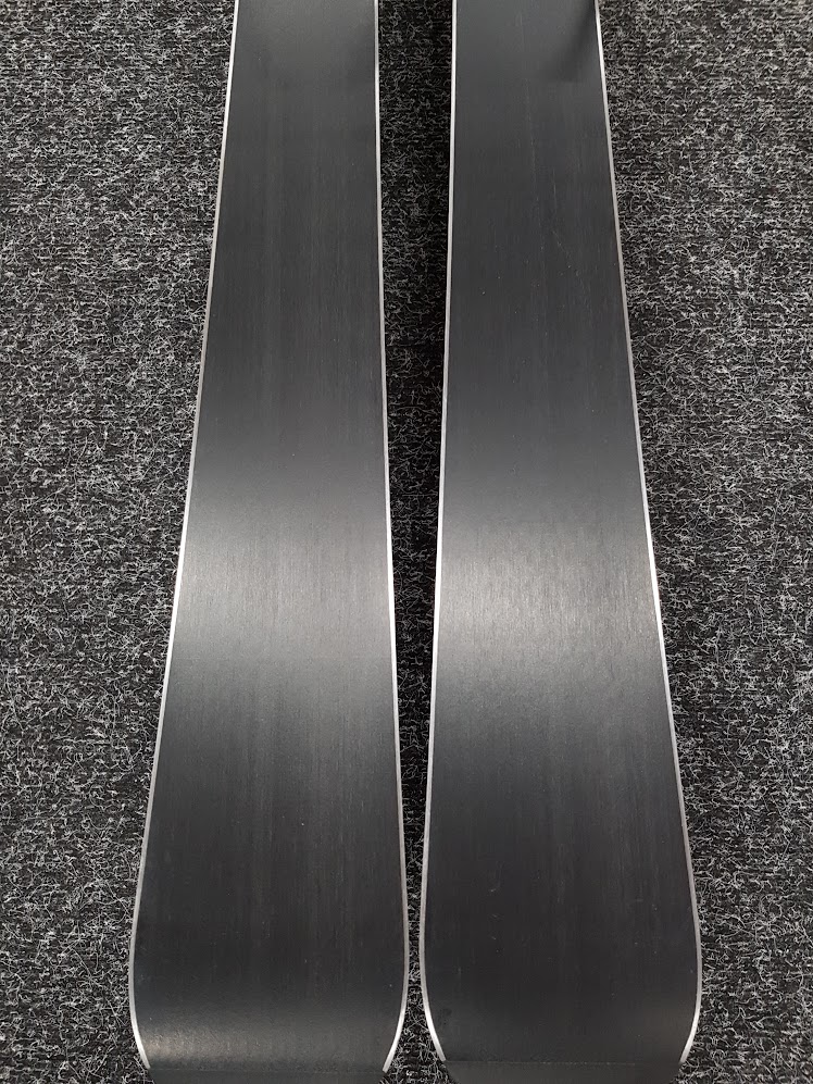 Použité lyže Rossignol Nova 7 LTD