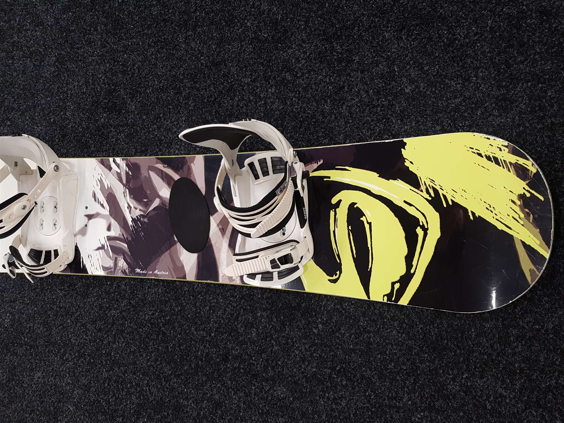 Použitý snowboard STUF Bright + viazanie Stuf veľkosť M/L