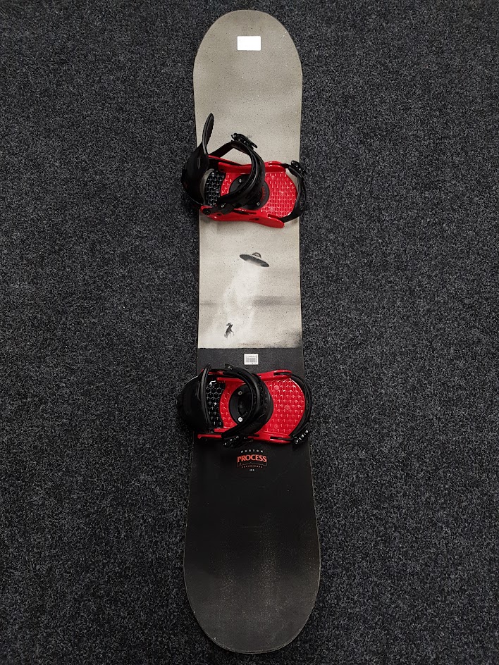 Použitý snowboard Burton Process + viazanie Burton veľkosť M