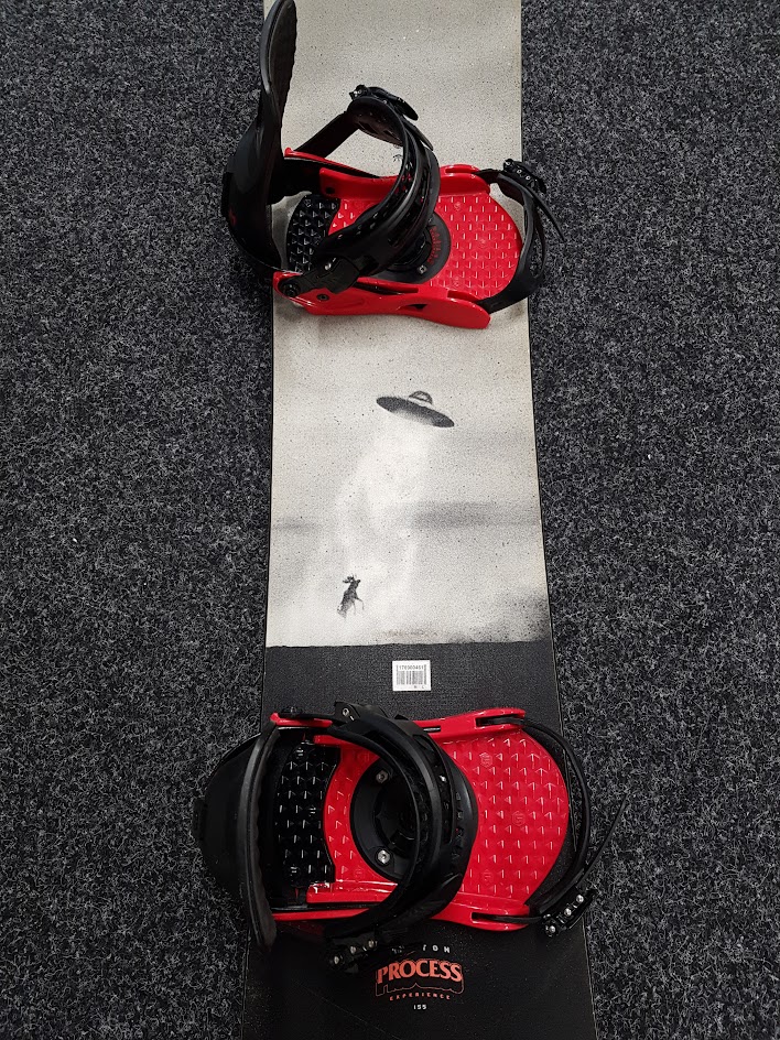 Použitý snowboard Burton Process + viazanie Burton veľkosť M
