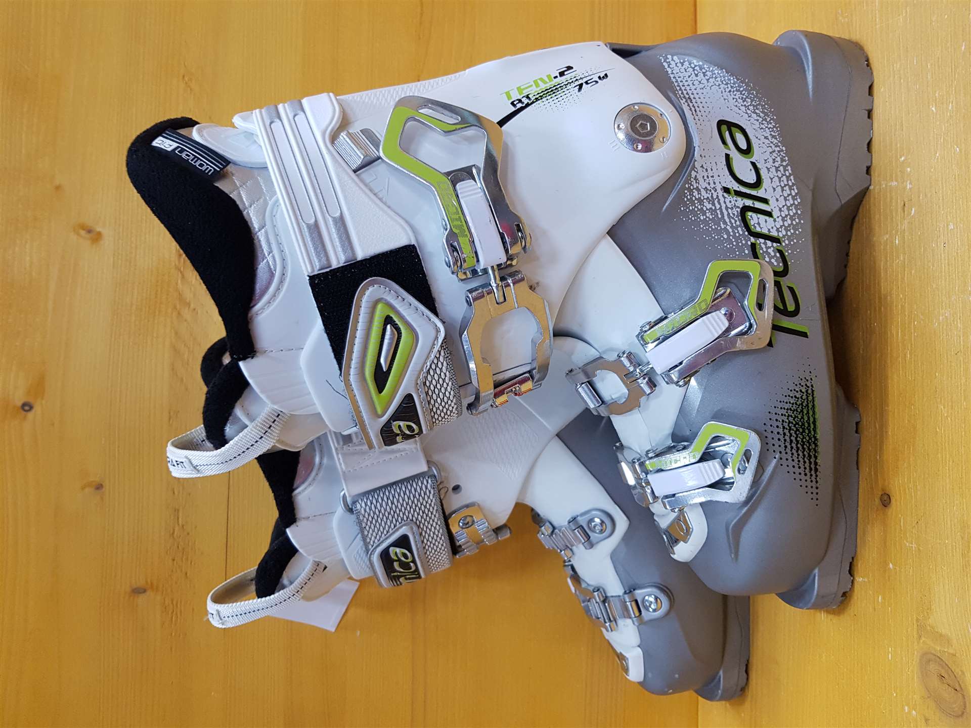 Použité lyžiarky Tecnica Ten.2 RT 75 W