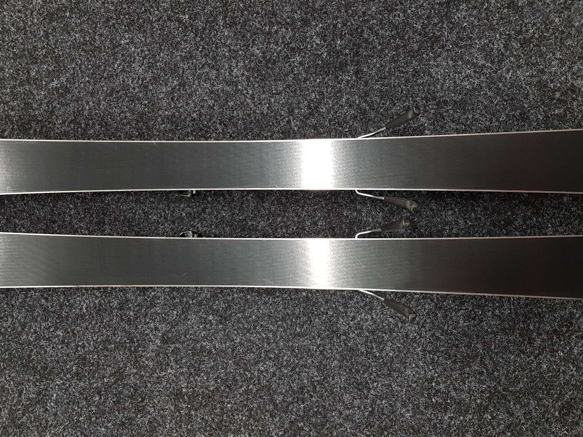 Použité lyže ELAN Maxx + viazanie Marker 7