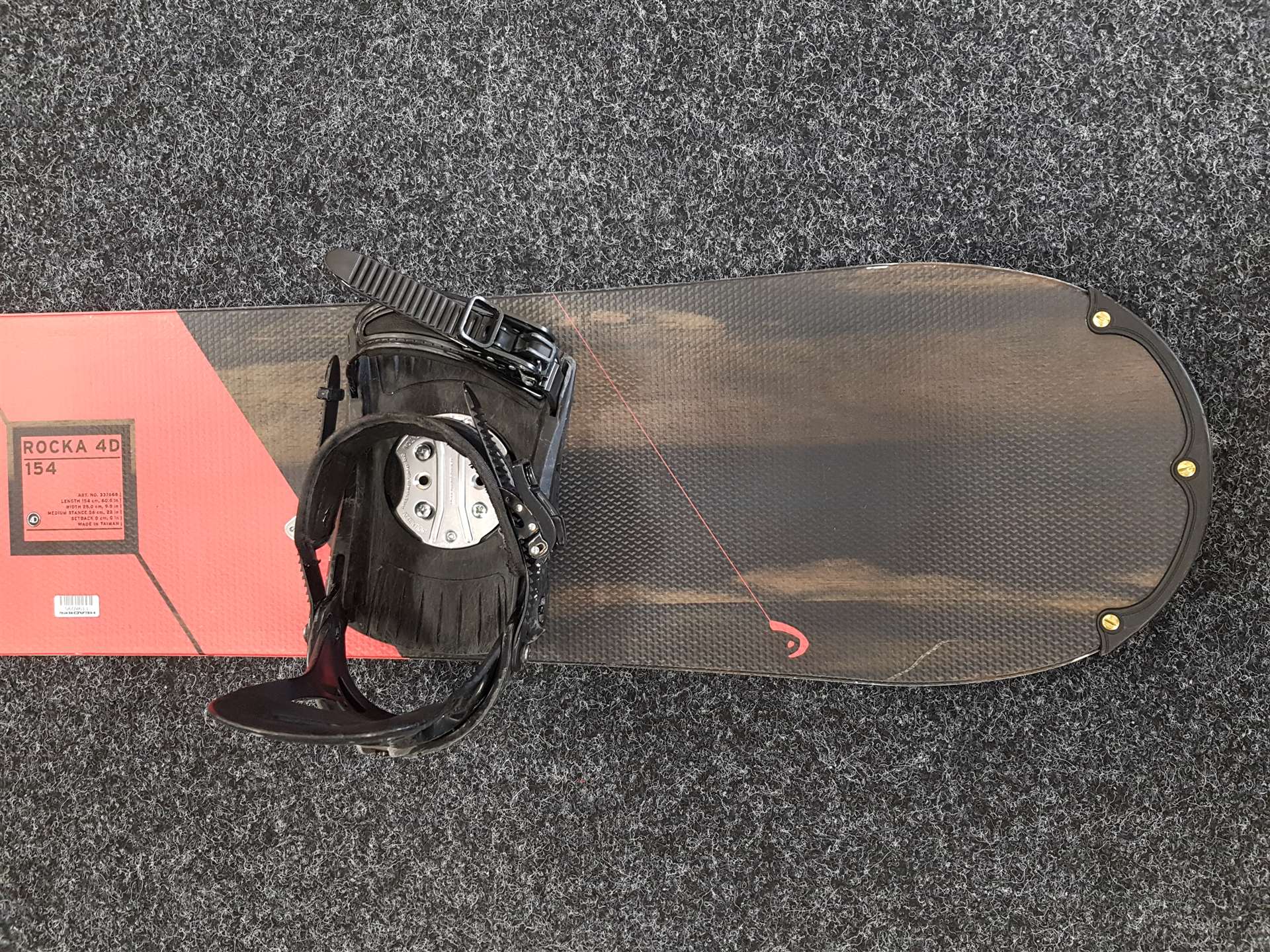 Použitý snowboard HEAD Rocka 4D + viazanie Speedfits nastaviteľné veľkosť M-XL