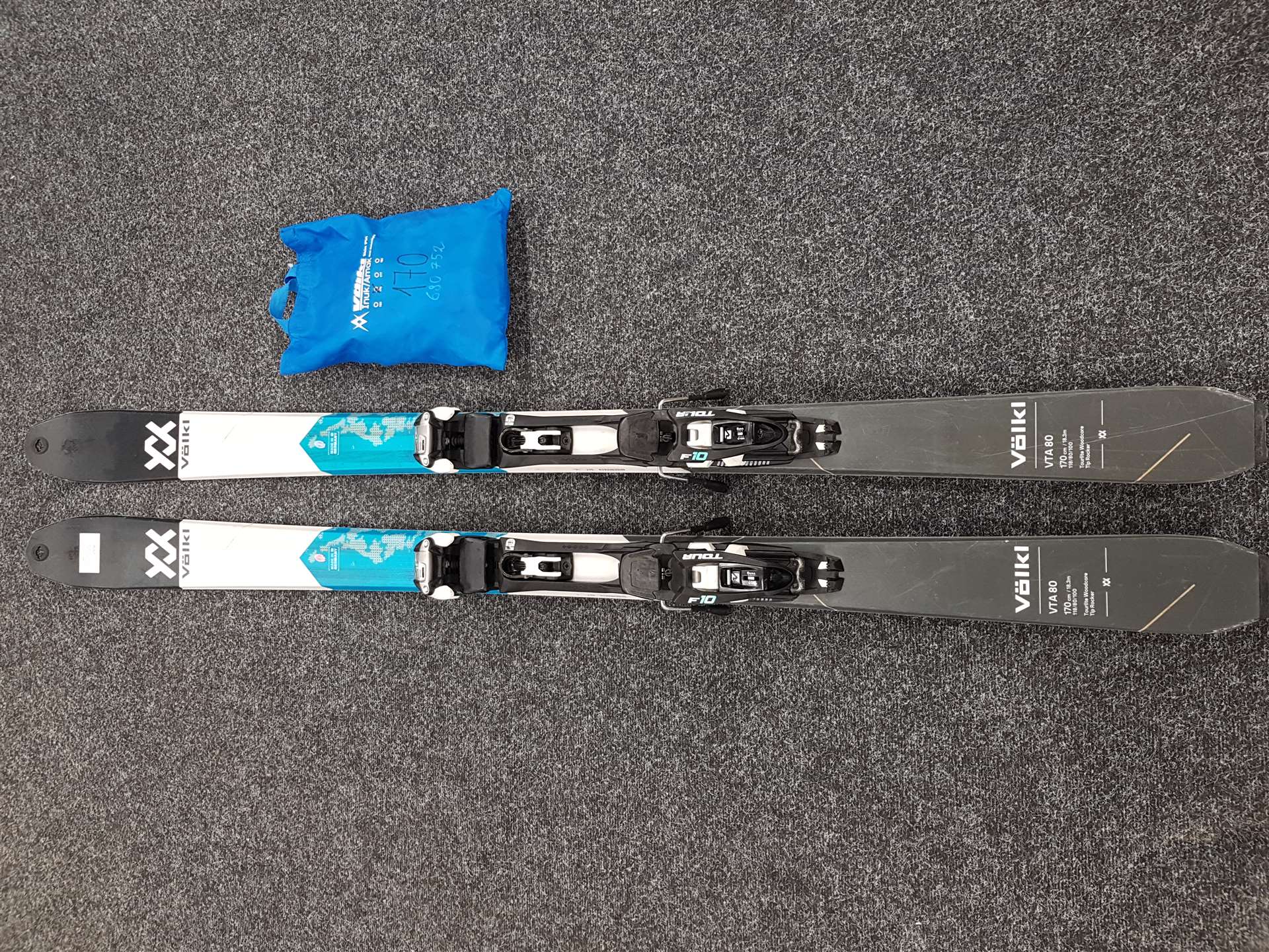 Použité skialpové lyže VOLKL VTA 80 + MARKER F10 TOUR + Použité pásy