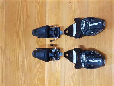 Použité viazanie Elan 4.5 (DIN 4,5)