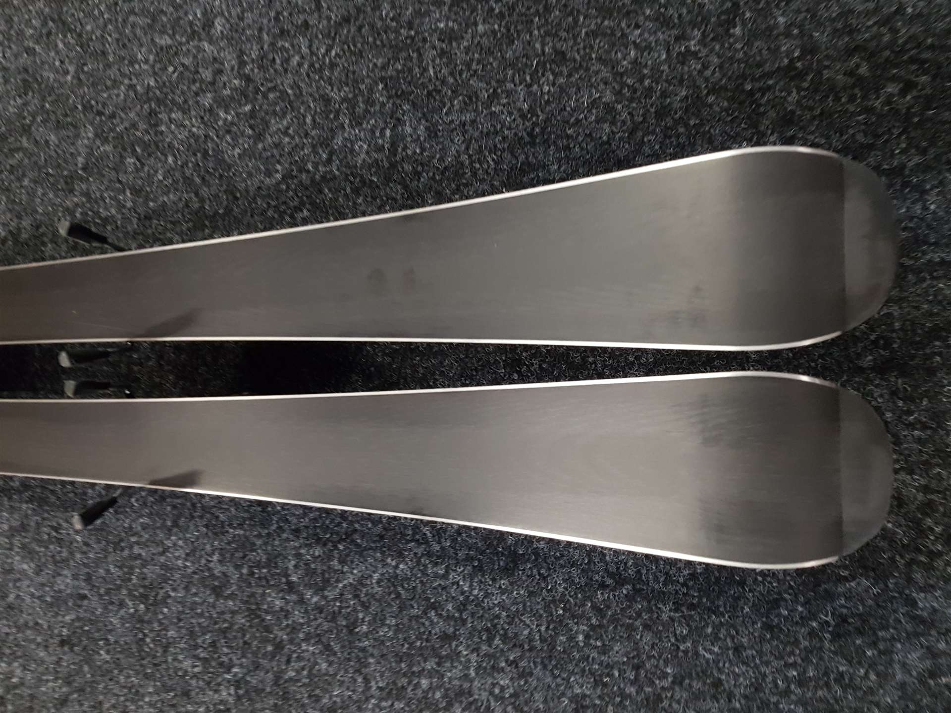 Použité lyže HEAD Shape 3.0 + viazanie Tyrolia 10.0