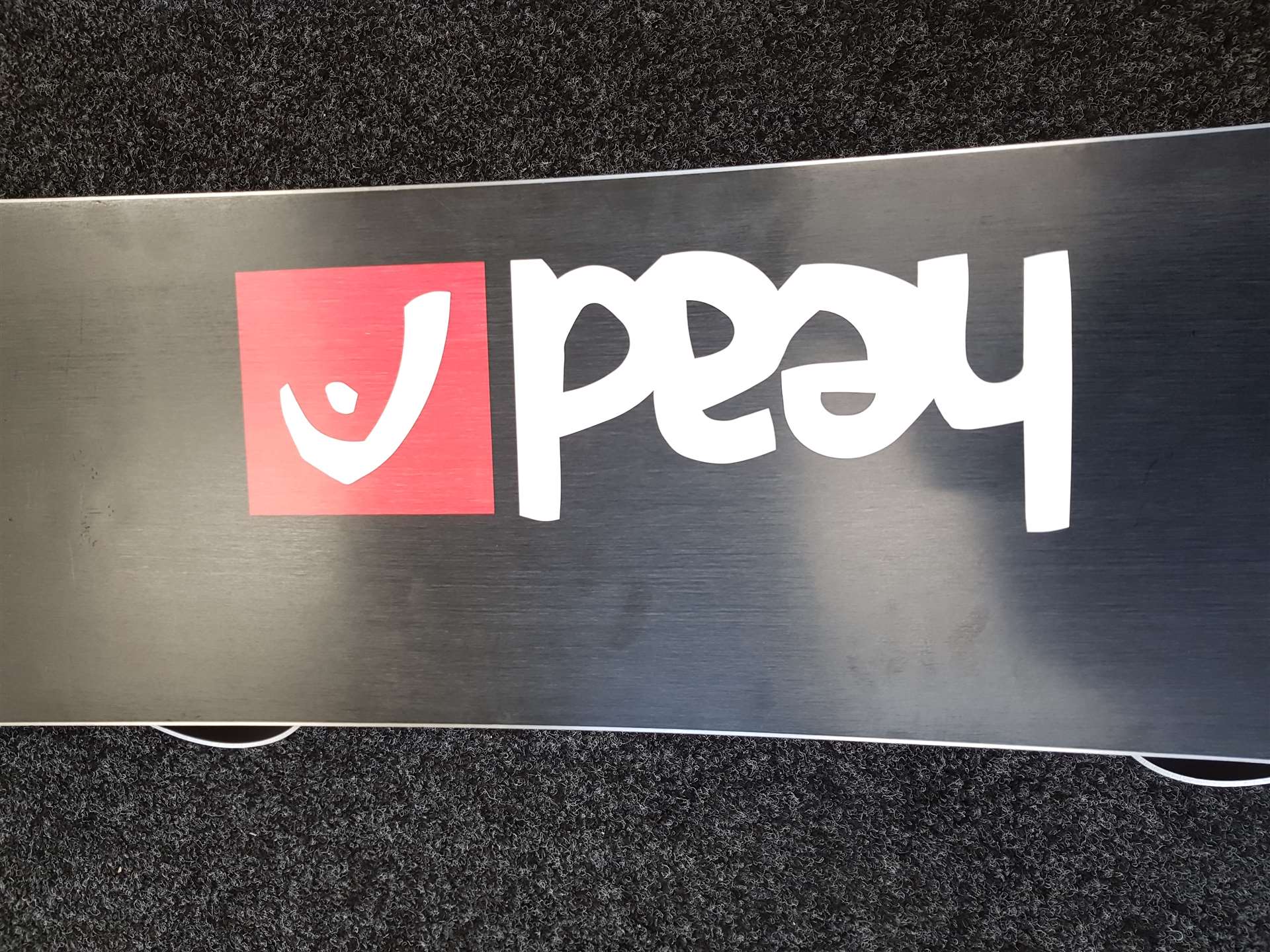 Použitý snowboard HEAD Knochen 63 + viazanie Head veľkosť L